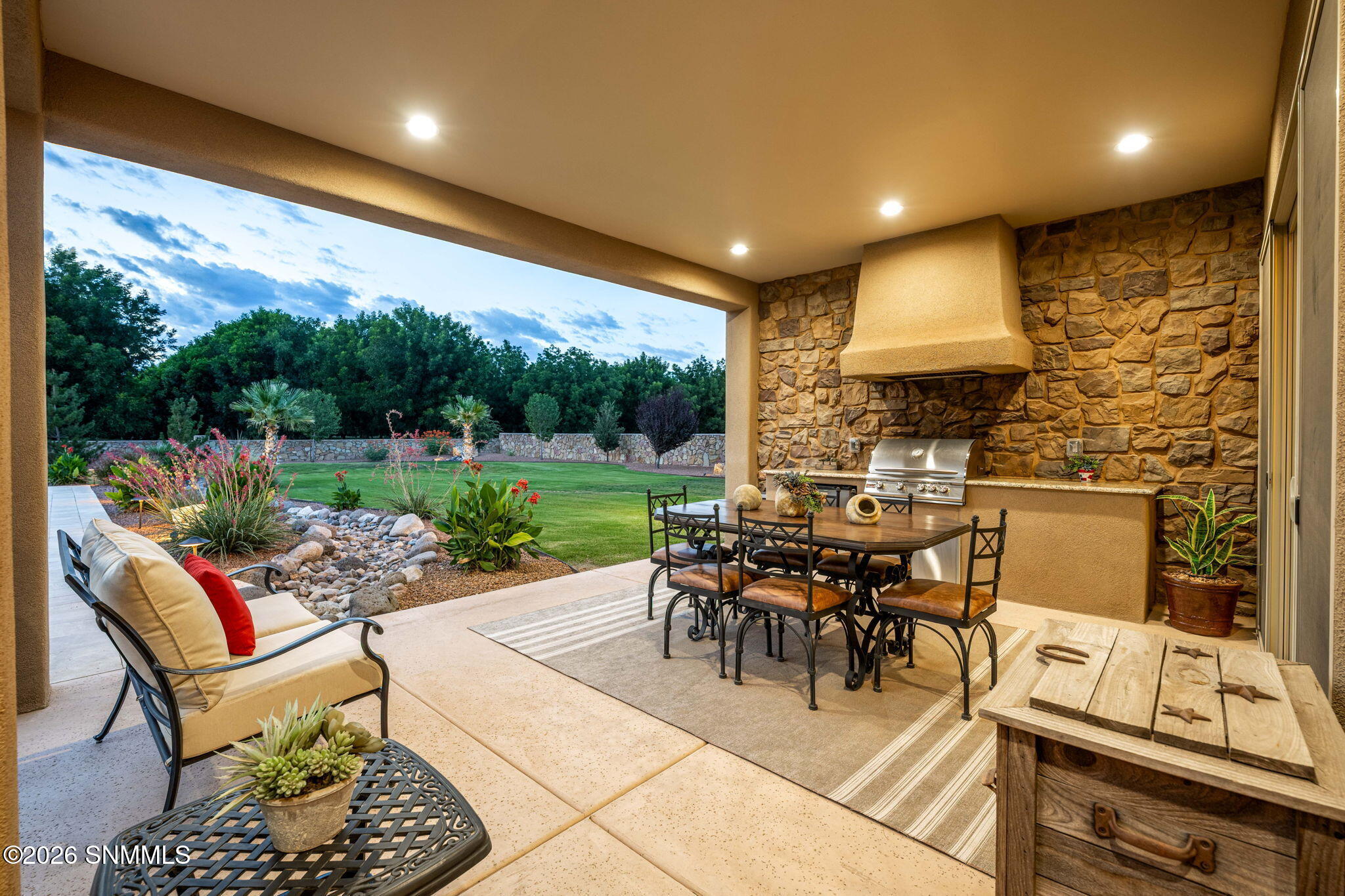 10-web-or-mls-Snappin Homes (MesillaAcre