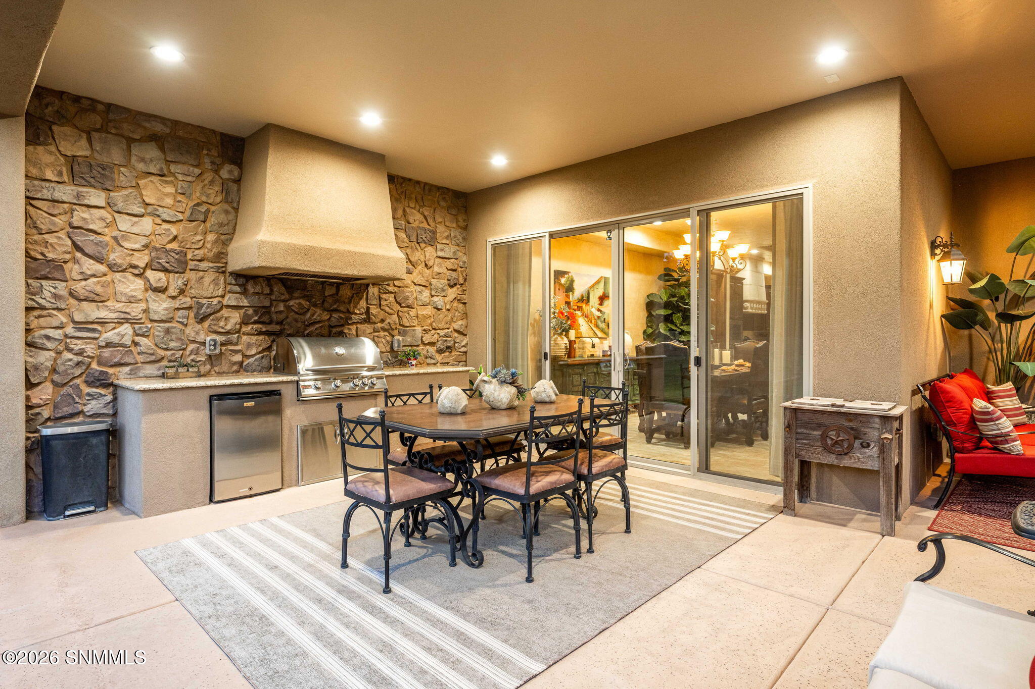 11-web-or-mls-Snappin Homes (MesillaAcre