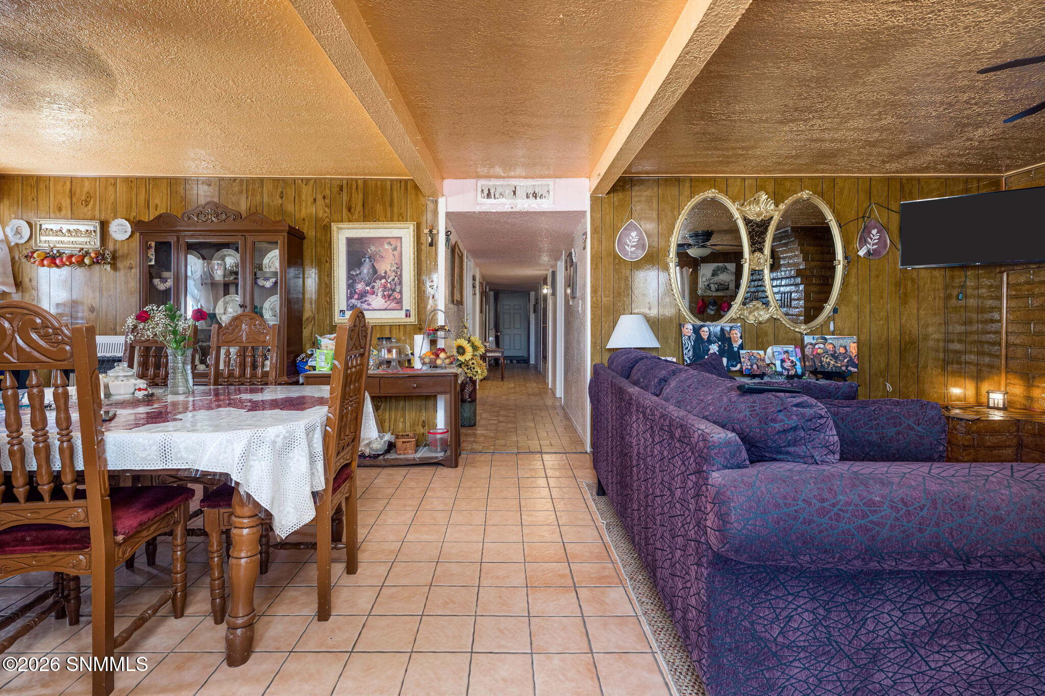 24-web-or-mls-Snappin Homes (Ohara370)-2