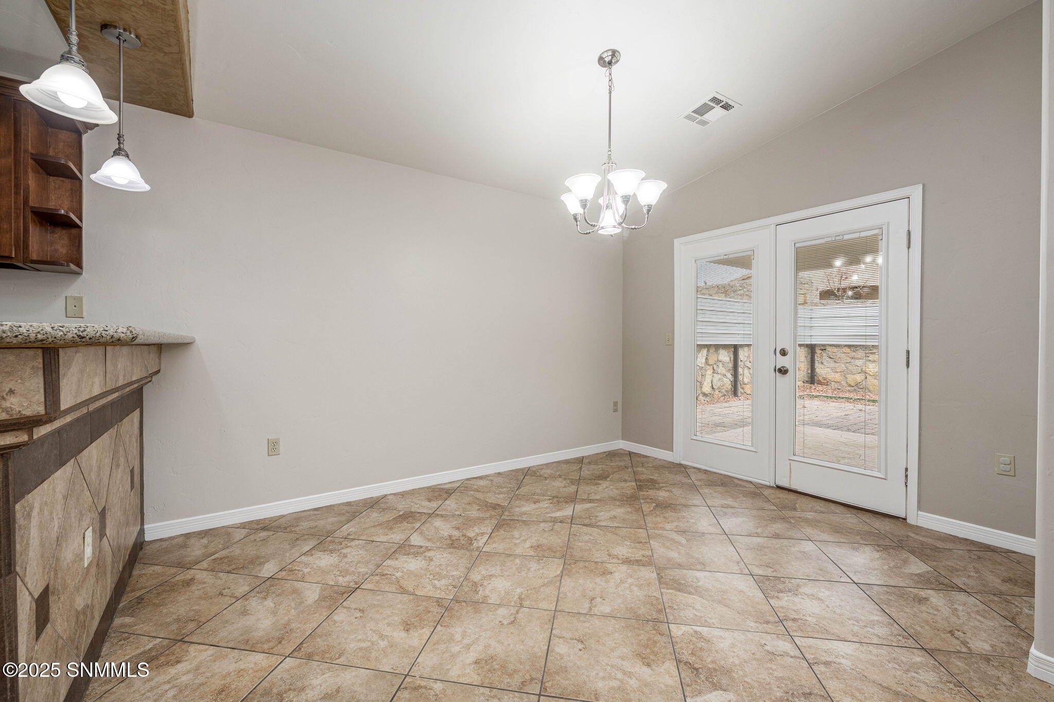 16-web-or-mls-Snappin Homes (VistaDeSobr