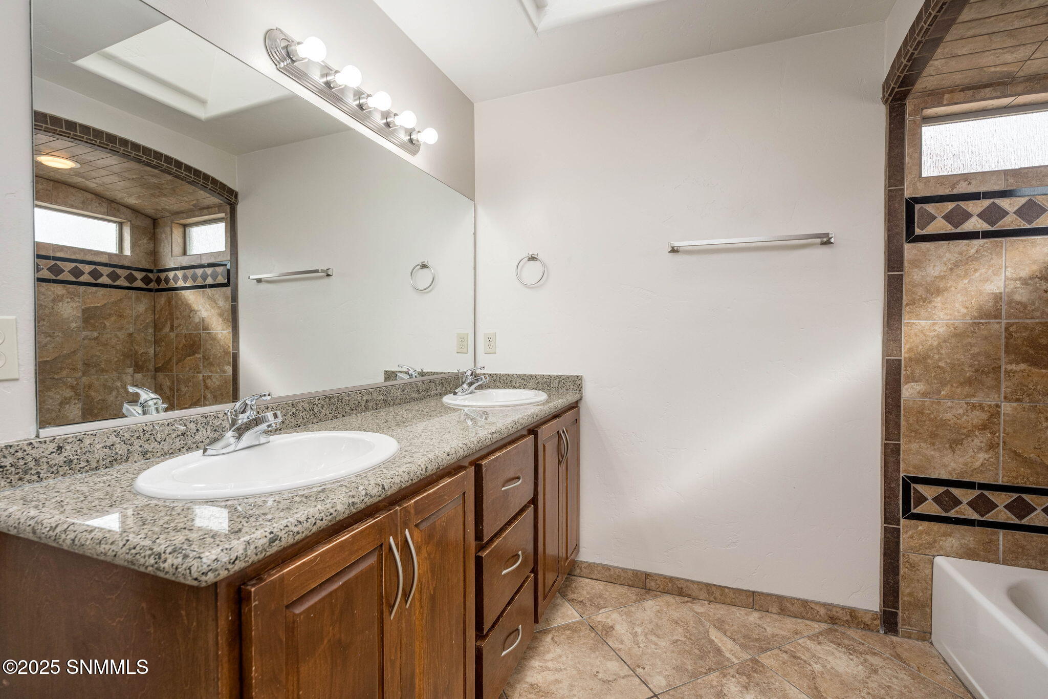 21-web-or-mls-Snappin Homes (VistaDeSobr