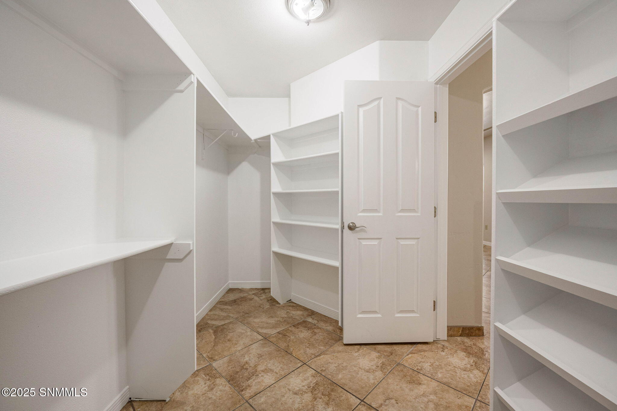 25-web-or-mls-Snappin Homes (VistaDeSobr