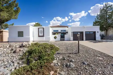 6555 Vista De Oro, Las Cruces, New Mexico 88007, 3 Bedrooms Bedrooms, ,2 BathroomsBathrooms,Residential,For Sale,Vista De Oro,2600270