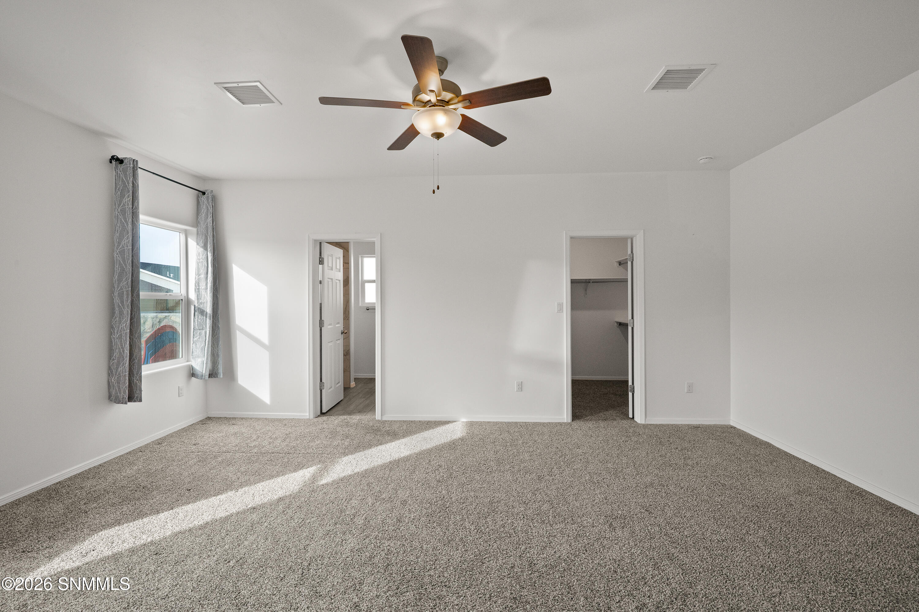 6119-Montgomery-MLS-Camera-Guy-18