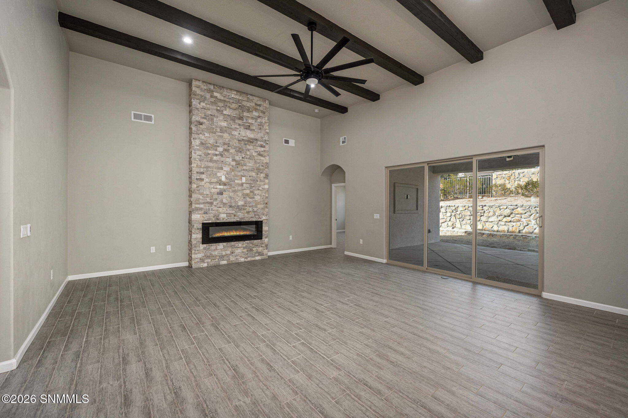 10-web-or-mls-Snappin Homes (EastSprings