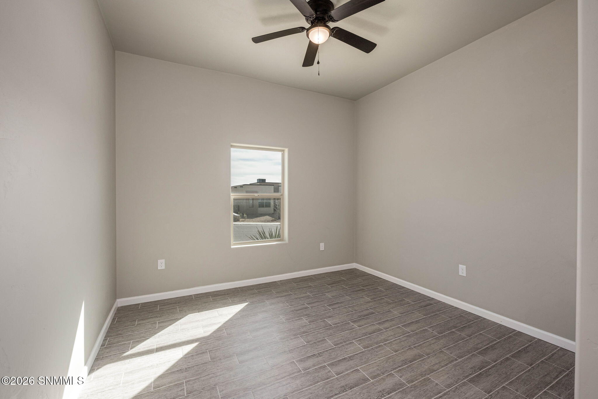 33-web-or-mls-Snappin Homes (EastSprings