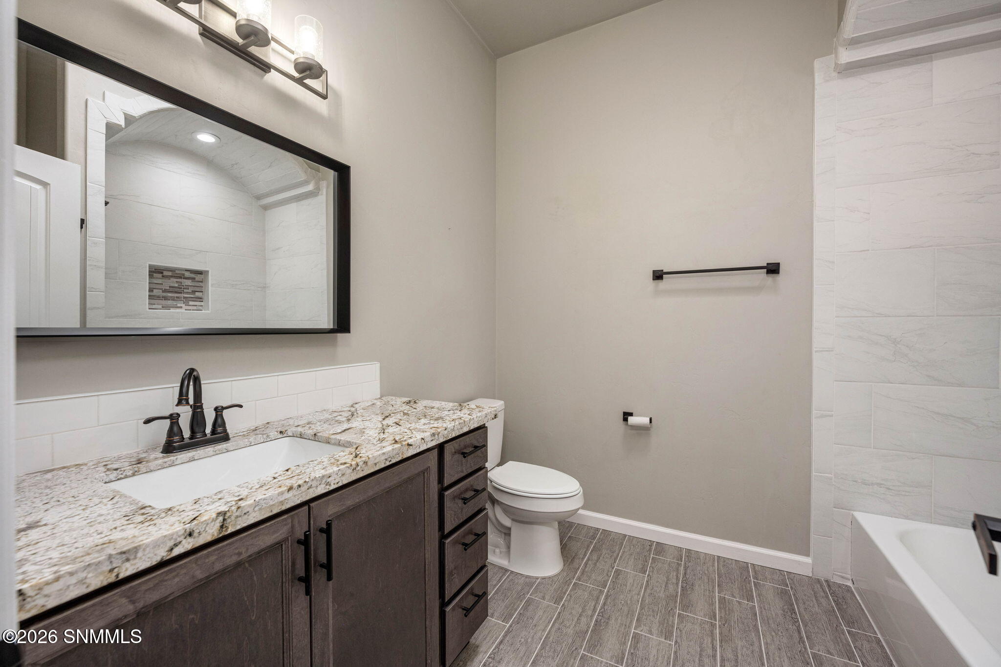 35-web-or-mls-Snappin Homes (EastSprings