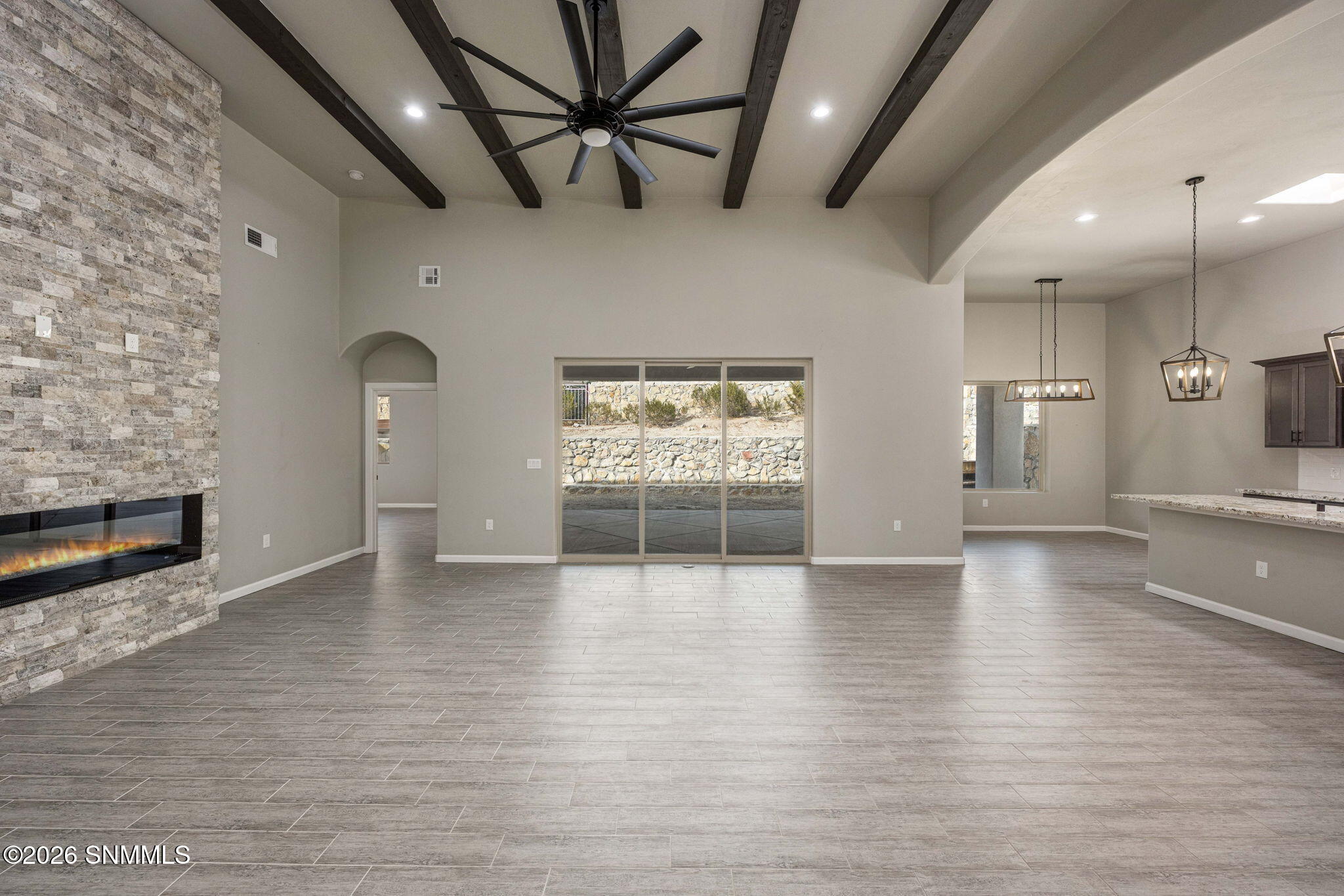 9-web-or-mls-Snappin Homes (EastSprings2