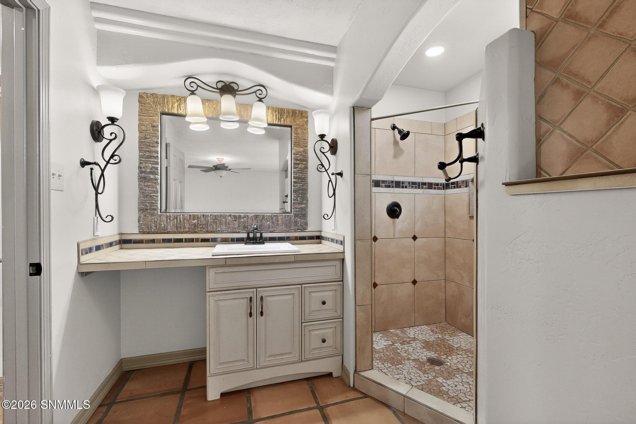 45-3D-Casas-3002-Broadmoor-Dr-02032026_1