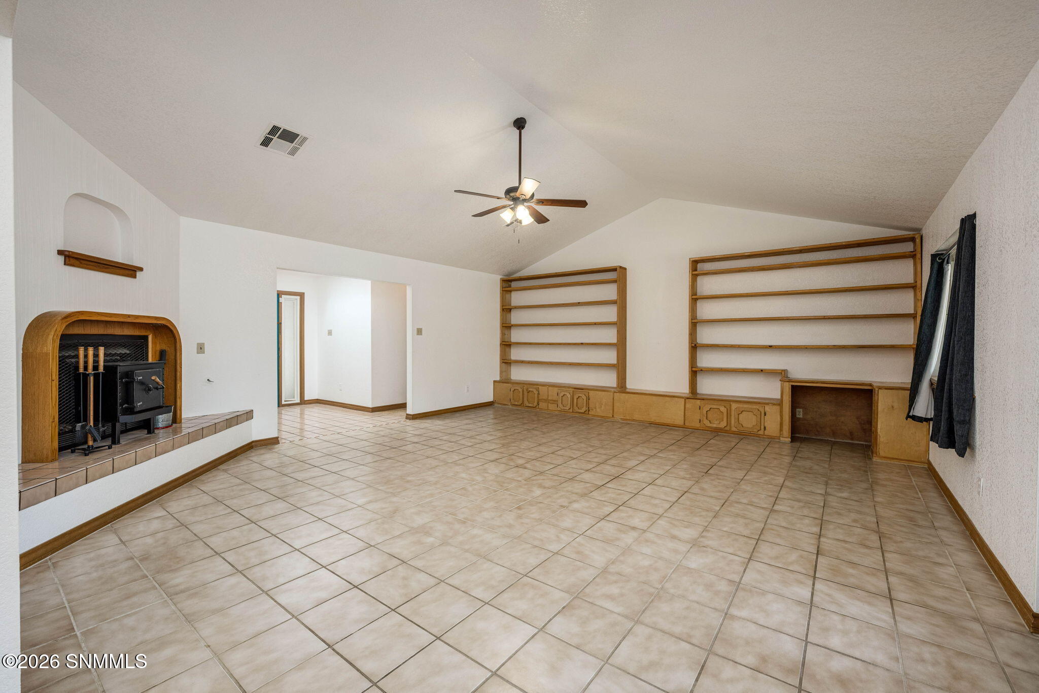 10-web-or-mls-Snappin Homes (Suzanne755)