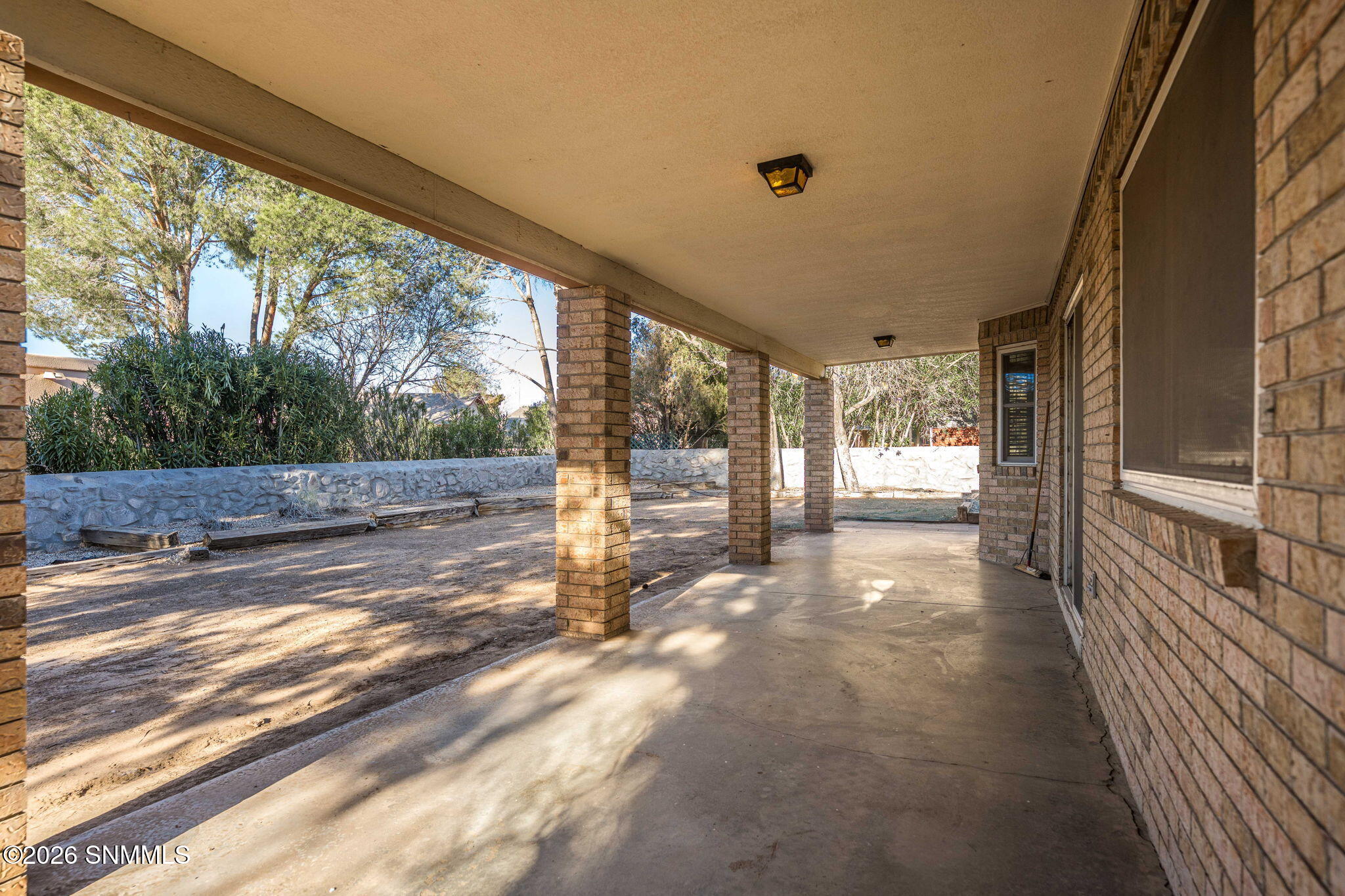 7-web-or-mls-Snappin Homes (Suzanne755_N