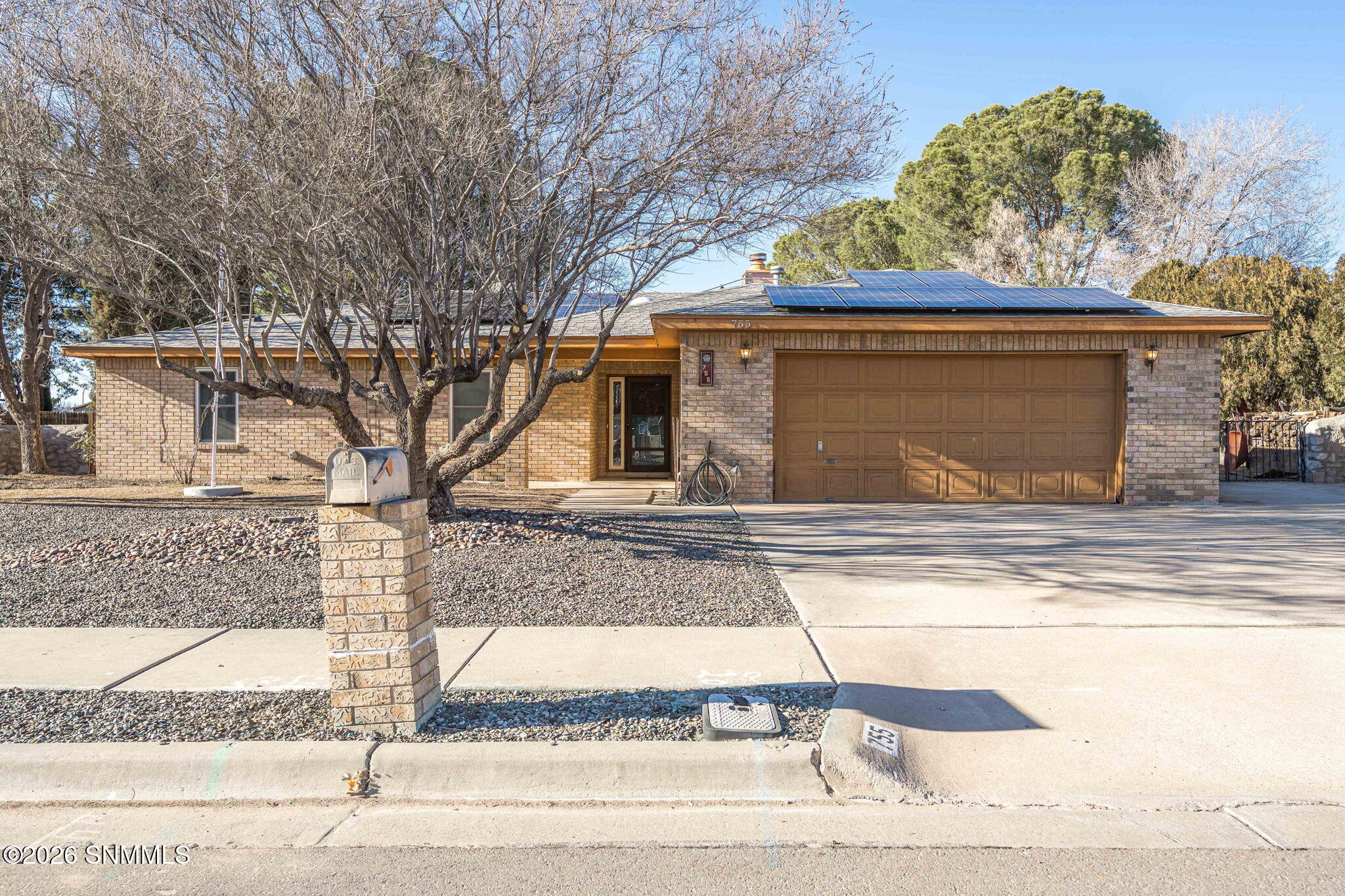 3-web-or-mls-Snappin Homes (Suzanne755_N