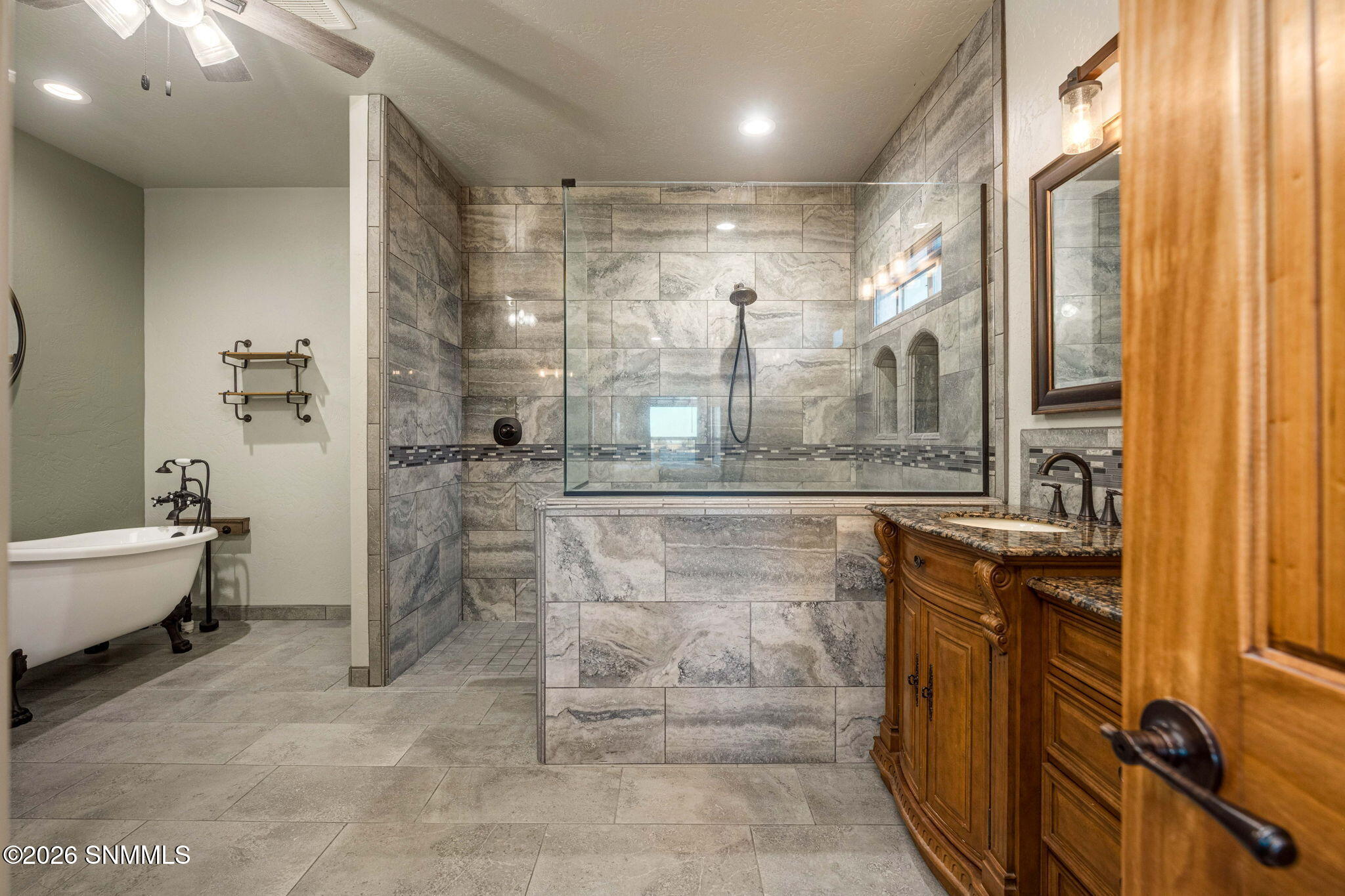 32-web-or-mls-Snappin Homes (CalleDeVale