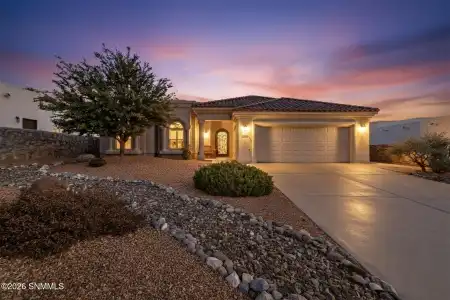 4480 Maricopa Circle, Las Cruces, New Mexico 88011, 3 Bedrooms Bedrooms, ,2 BathroomsBathrooms,Residential,For Sale,Maricopa,2600303