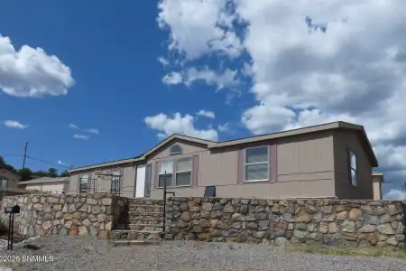 3502 Los Encinos Street, Silver City, New Mexico 88061, 3 Bedrooms Bedrooms, ,2 BathroomsBathrooms,Residential,For Sale,Los Encinos,2600306