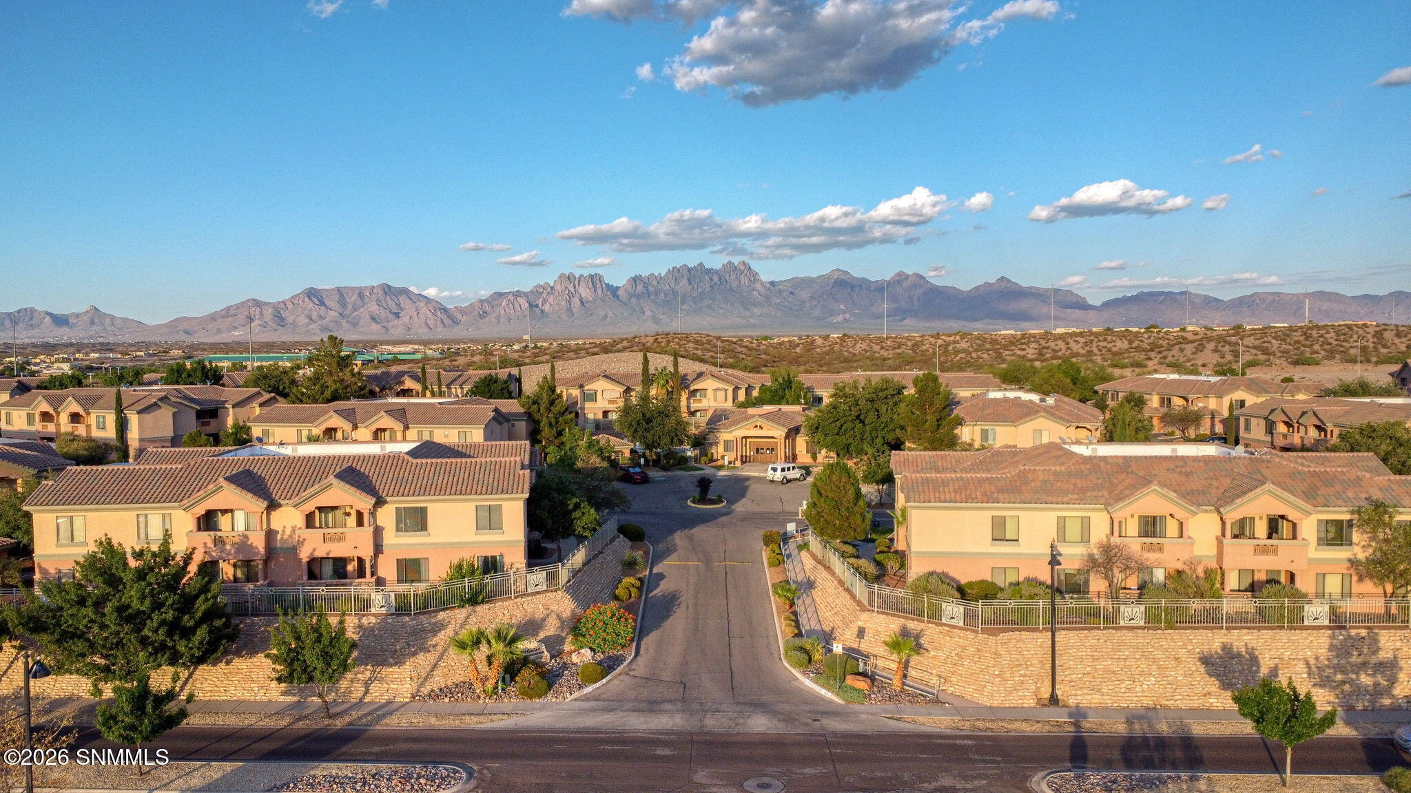 46-web-or-mls-1-print-DJI_0479