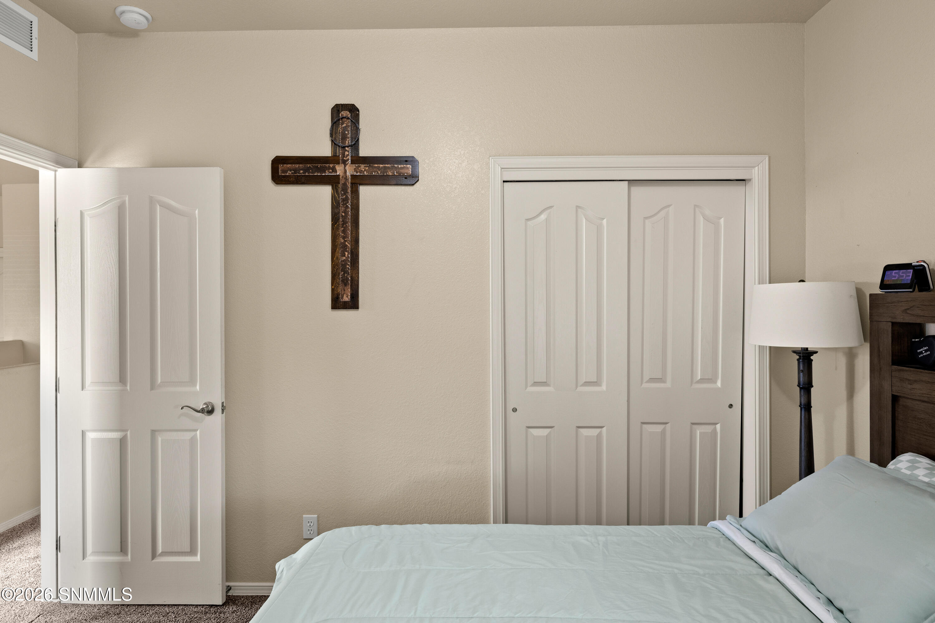 4523-Camino-Dos-Vidas-MLS-Camera-Guy-29