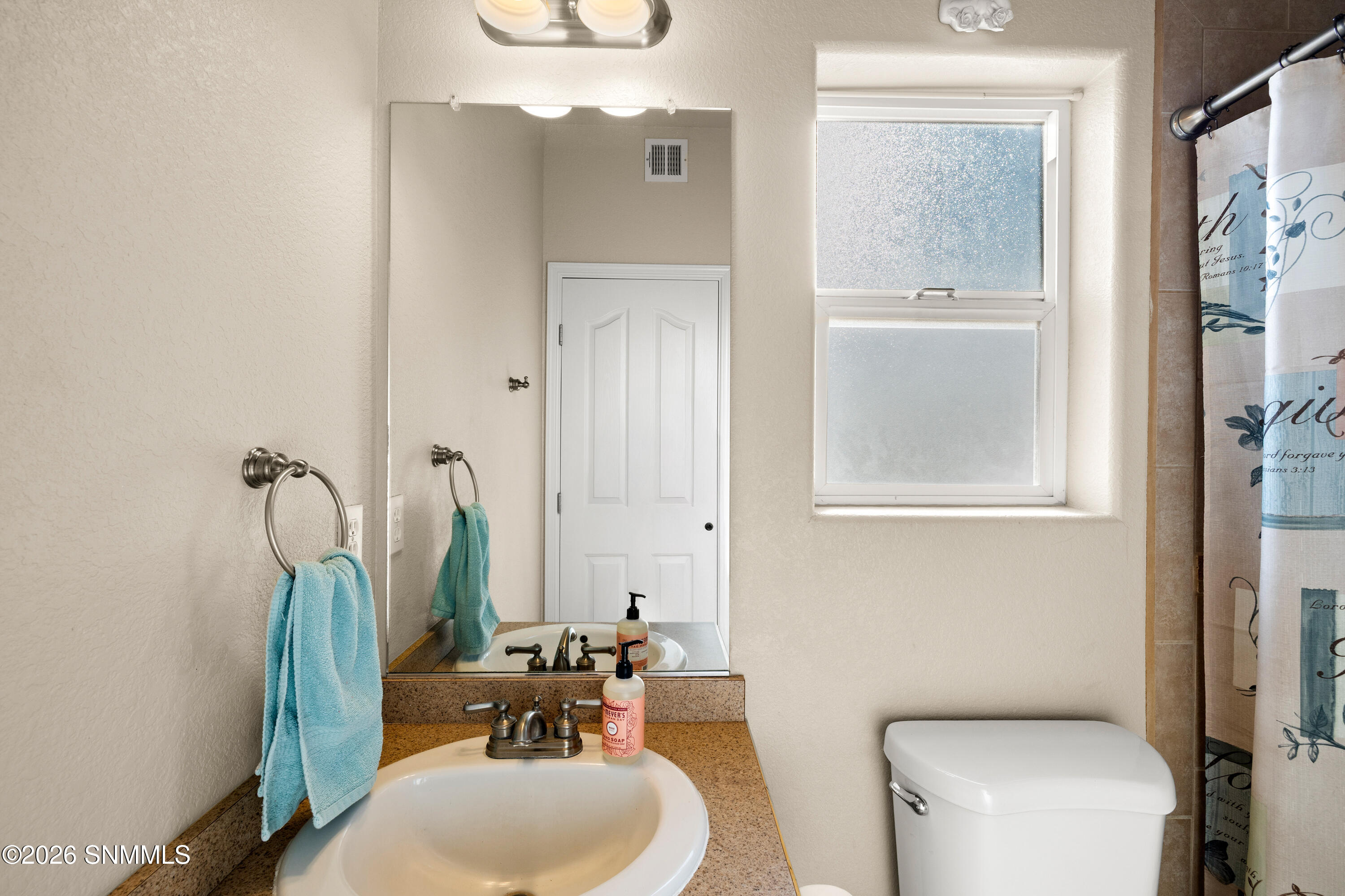 4523-Camino-Dos-Vidas-MLS-Camera-Guy-26