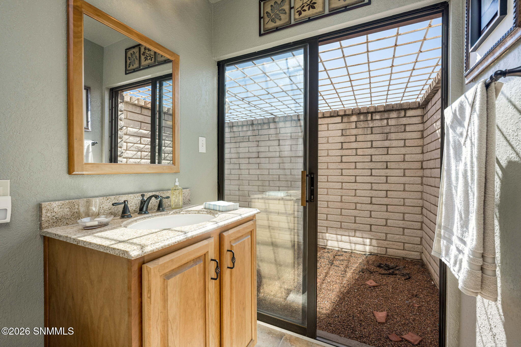 40-web-or-mls-Snappin Homes (Senna4000)-