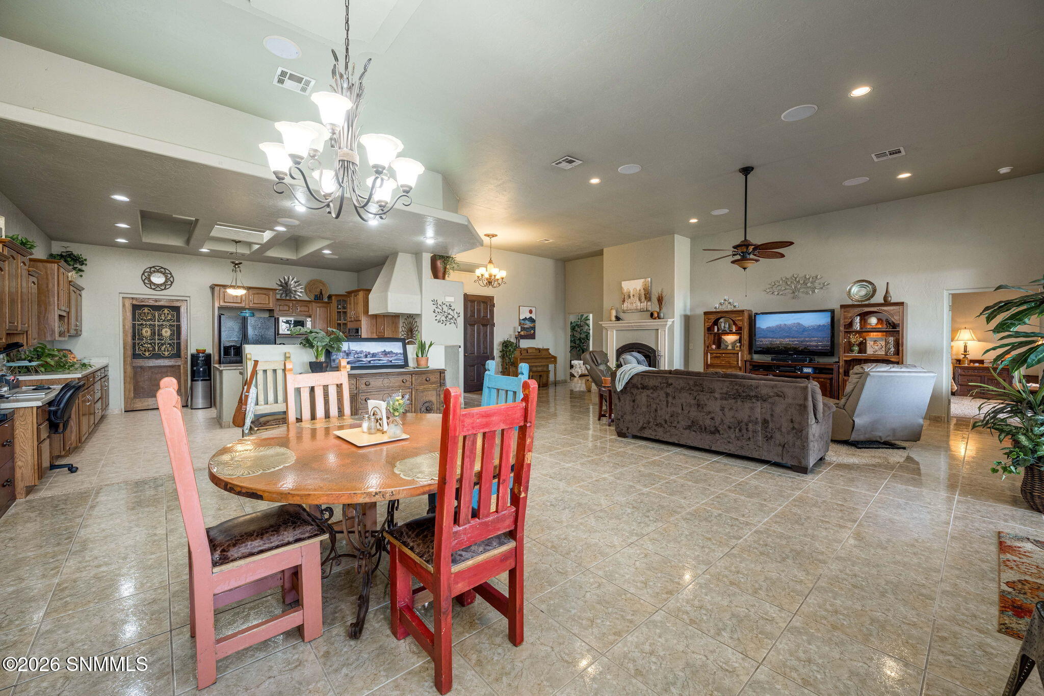 12-web-or-mls-Snappin Homes (DustyPrints