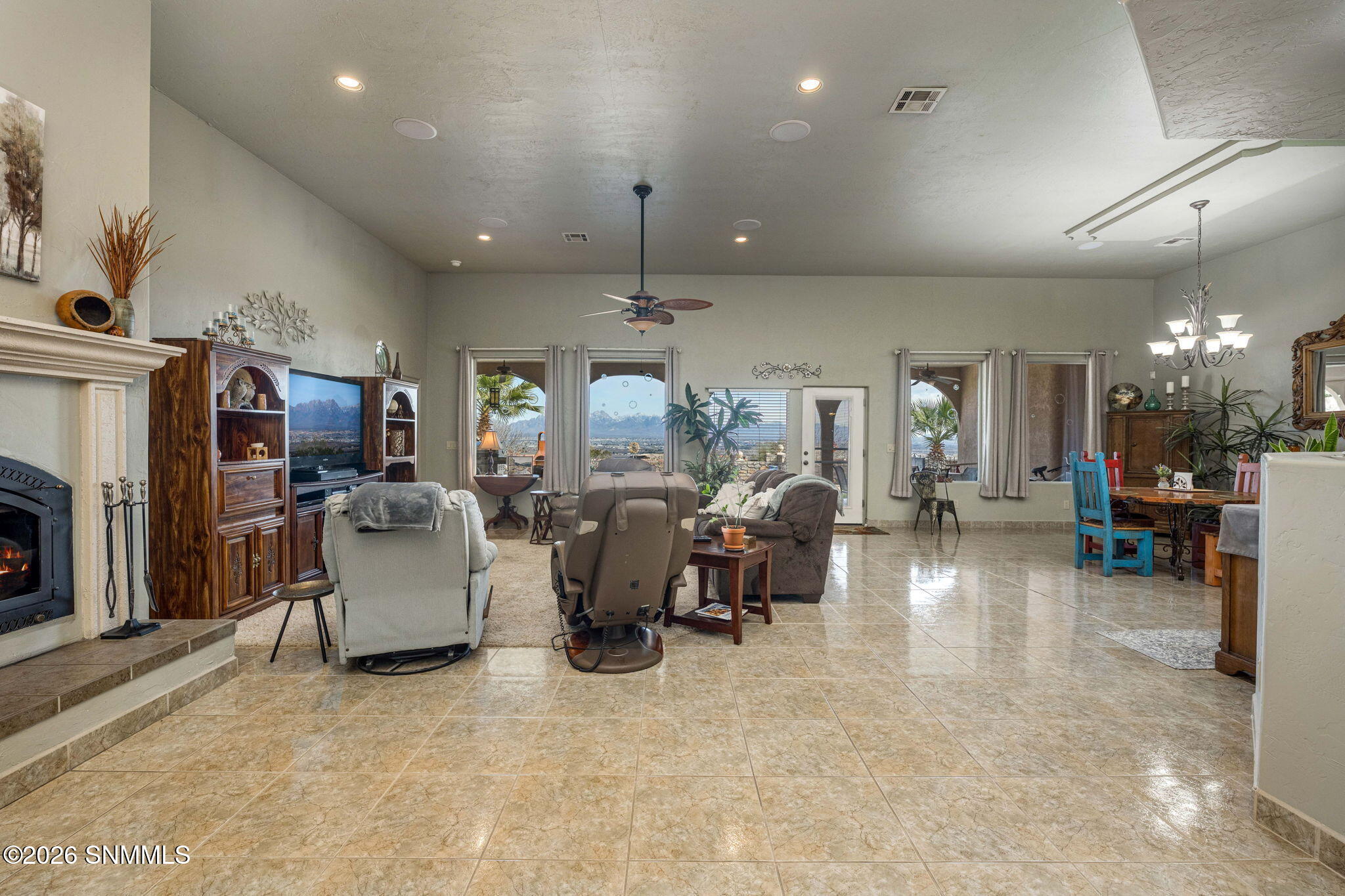 6-web-or-mls-Snappin Homes (DustyPrints5