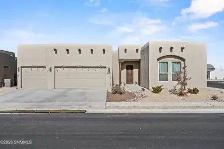3791 Jubilee Avenue, Las Cruces, New Mexico 88012, 3 Bedrooms Bedrooms, ,2.5 BathroomsBathrooms,Residential,For Sale,Jubilee,2600318