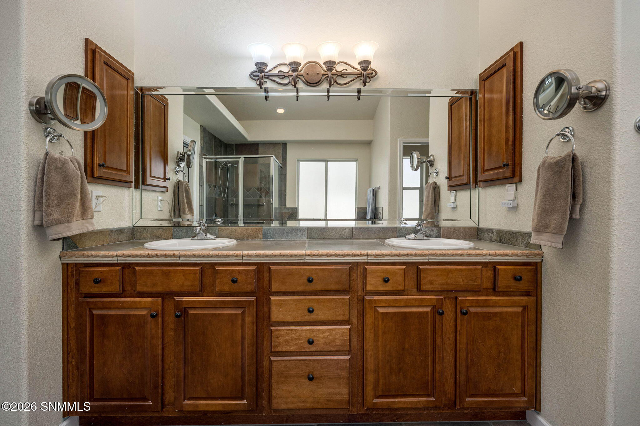 23-web-or-mls-Snappin Homes (Longbow2990