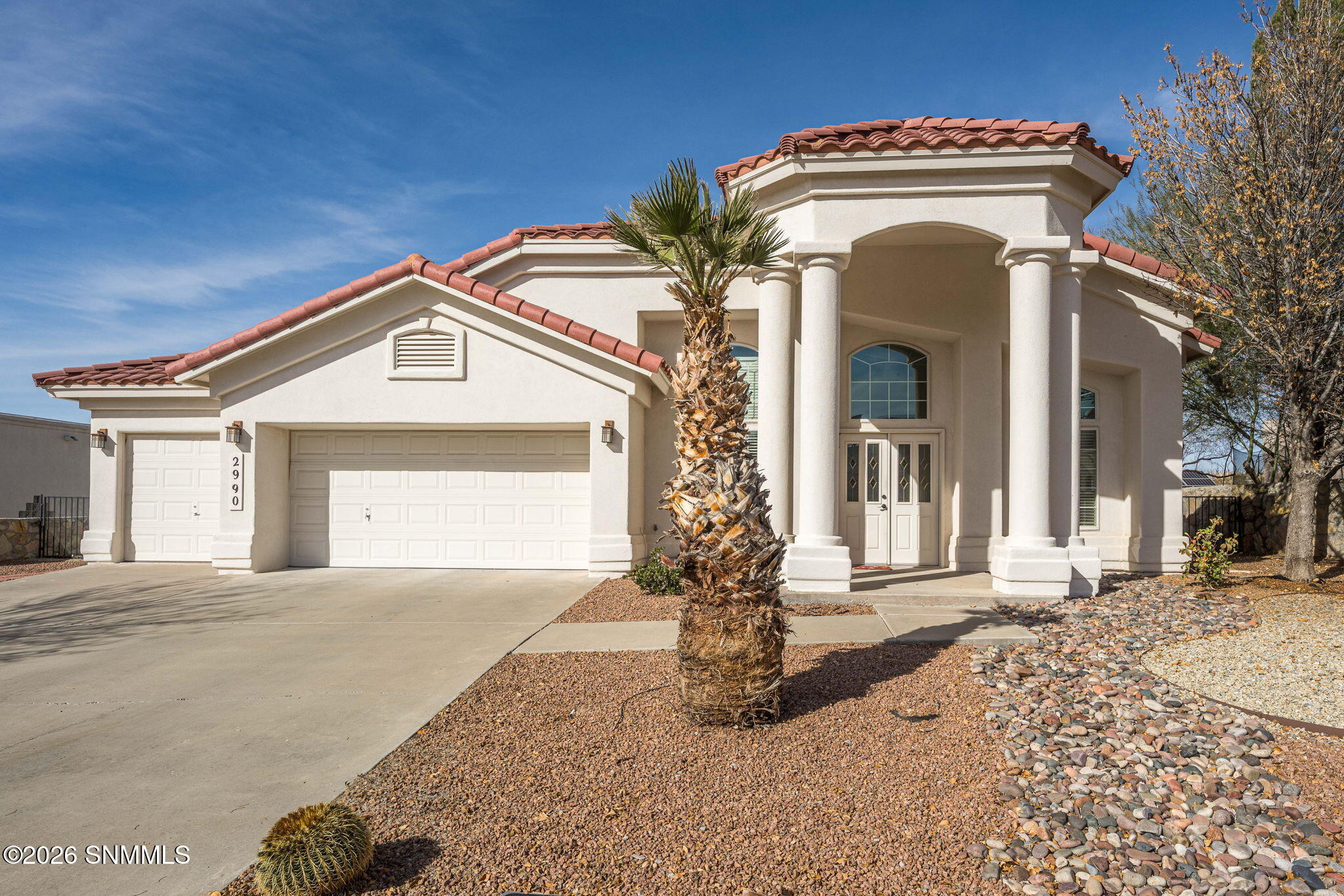 3-web-or-mls-Snappin Homes (Longbow2990)