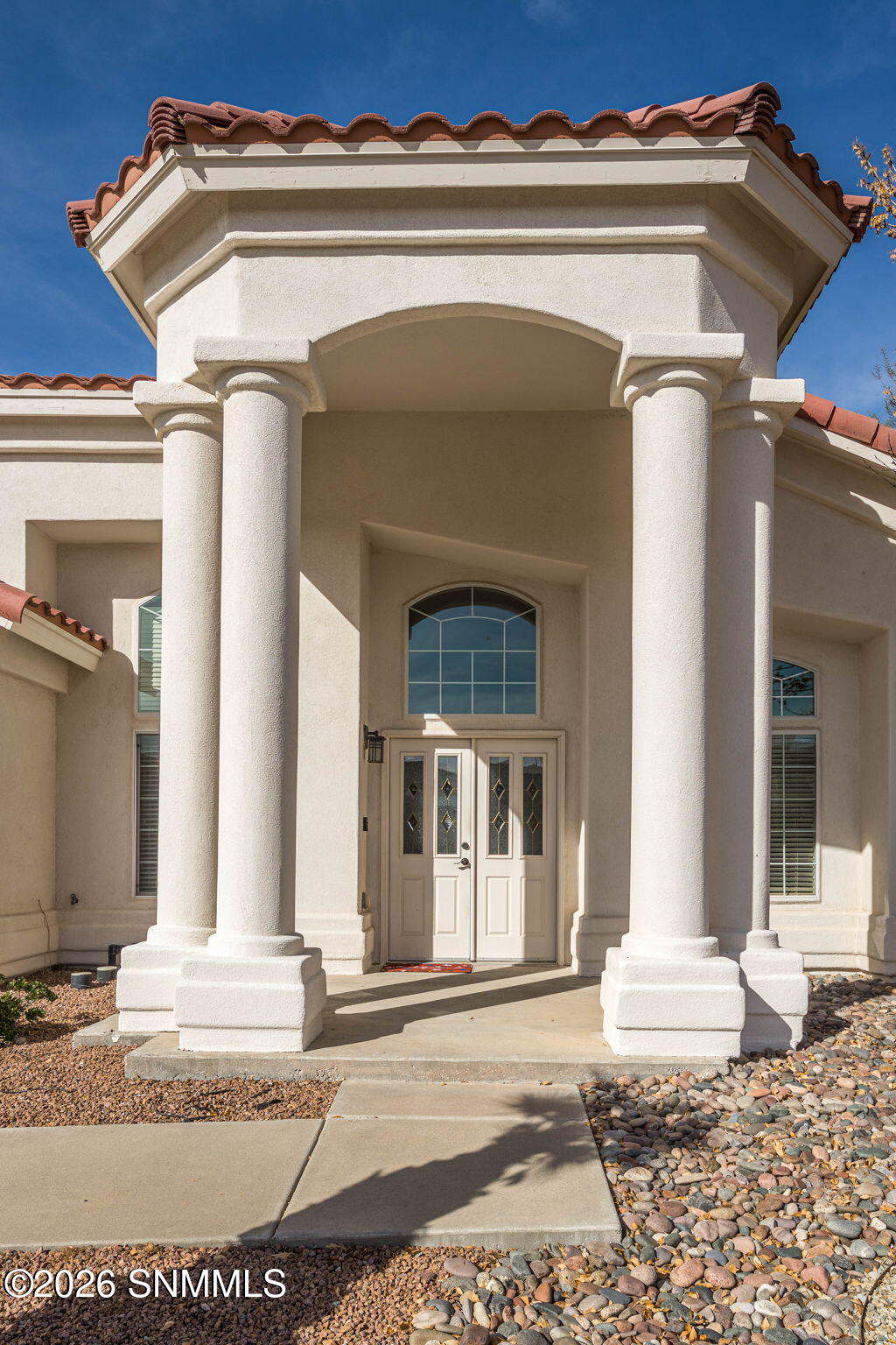 4-web-or-mls-Snappin Homes (Longbow2990)