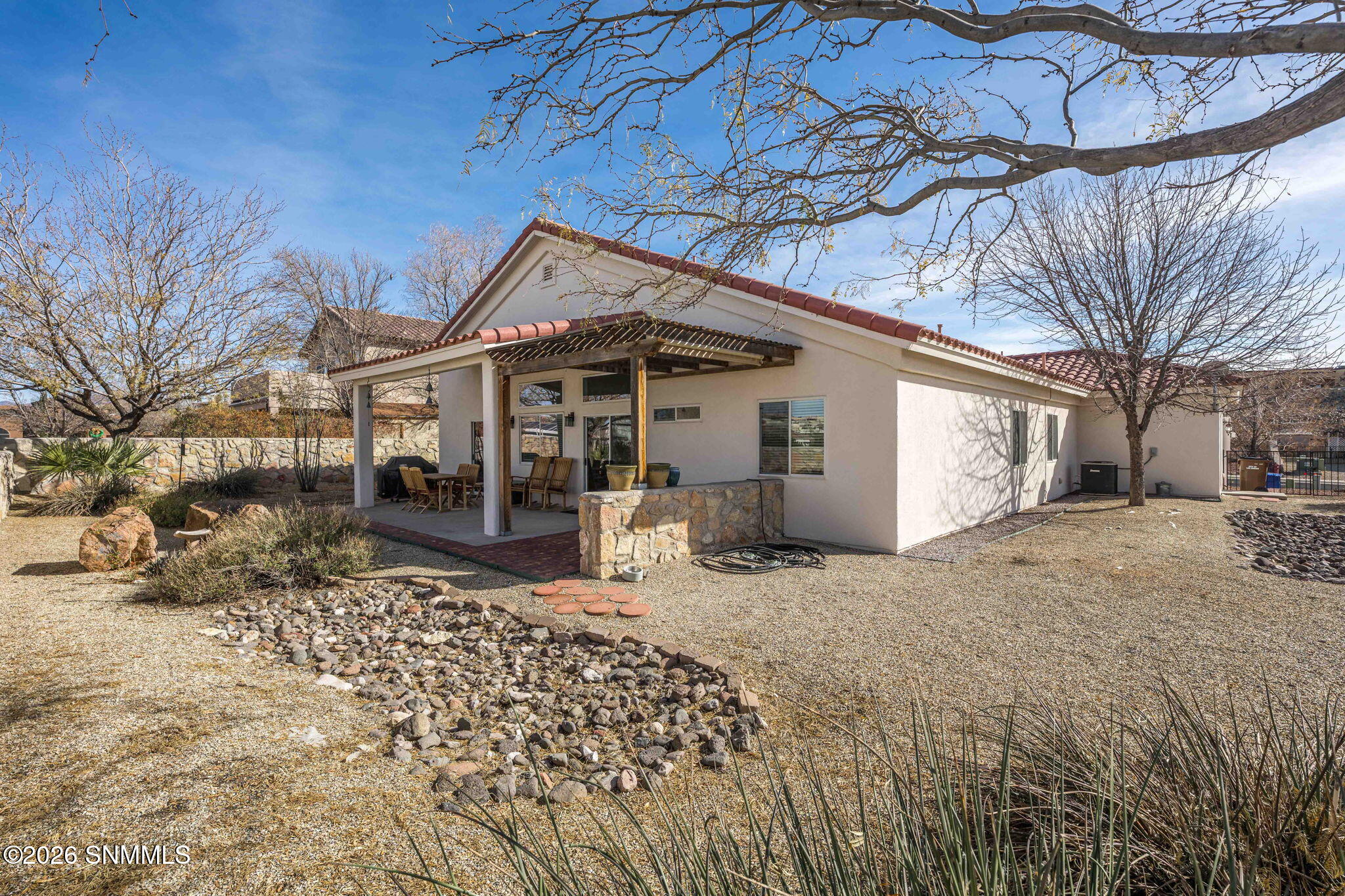 44-web-or-mls-Snappin Homes (Longbow2990