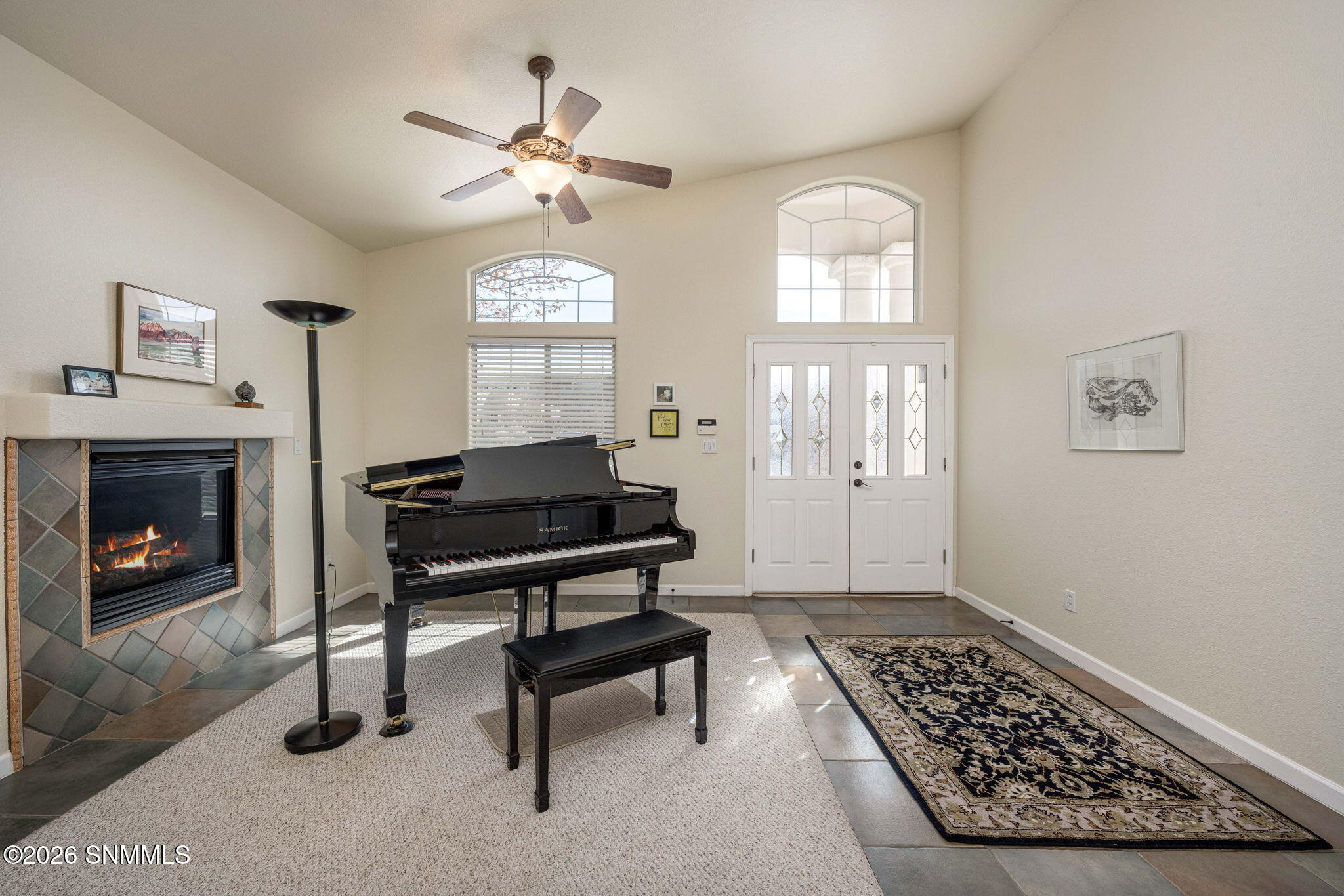 7-web-or-mls-Snappin Homes (Longbow2990)