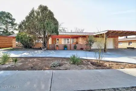 1012 Cedardale Drive, Las Cruces, New Mexico 88005, 4 Bedrooms Bedrooms, ,1.75 BathroomsBathrooms,Residential,For Sale,Cedardale,2600329