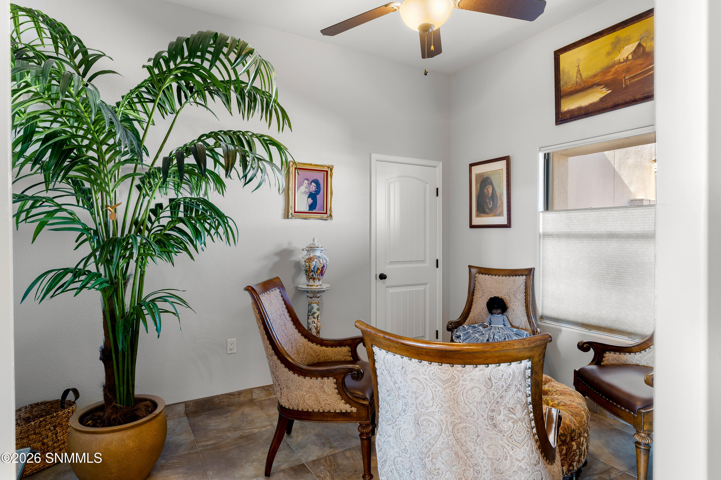 4382 -Isleta-Ct-MLS-Cama-Guy-9