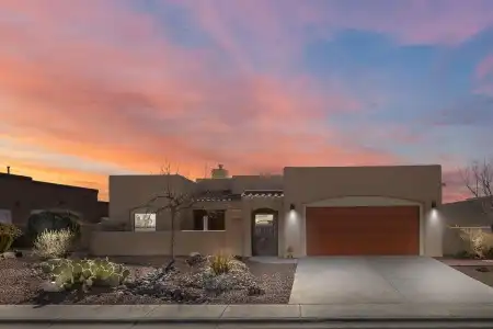 4372 Isleta Court, Las Cruces, New Mexico 88011, 4 Bedrooms Bedrooms, ,2 BathroomsBathrooms,Residential,For Sale,Isleta,2600337