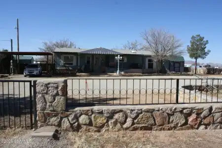 6305 Weisner Road, Las Cruces, New Mexico 88012, 3 Bedrooms Bedrooms, ,2 BathroomsBathrooms,Residential,For Sale,Weisner,2600332