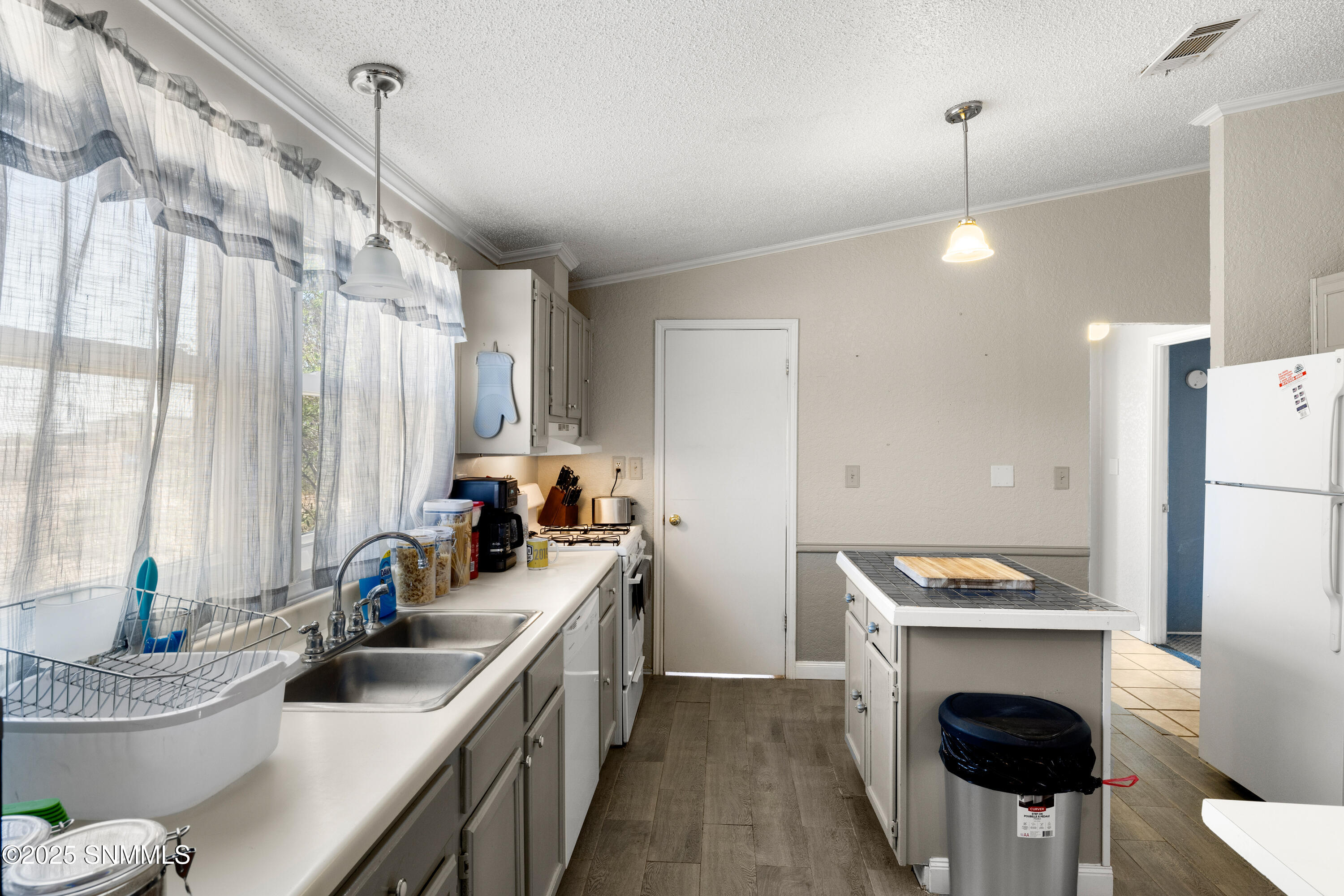 7417-Arroyo-Seco-MLS-Camera-Guy-23