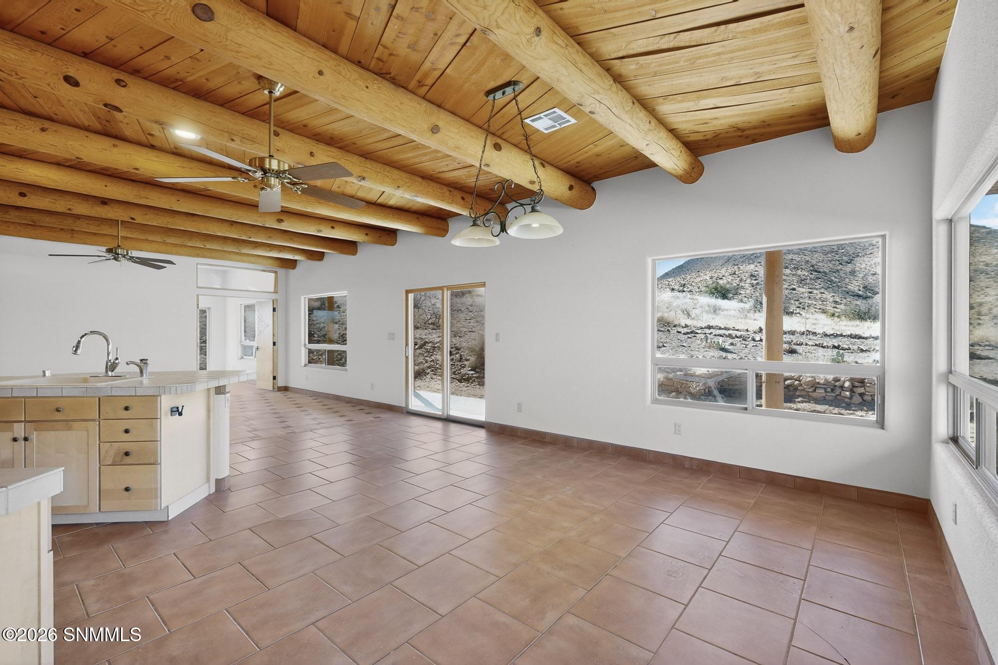 4b 27-3D-Casas-123-Victorio-Trail-013120