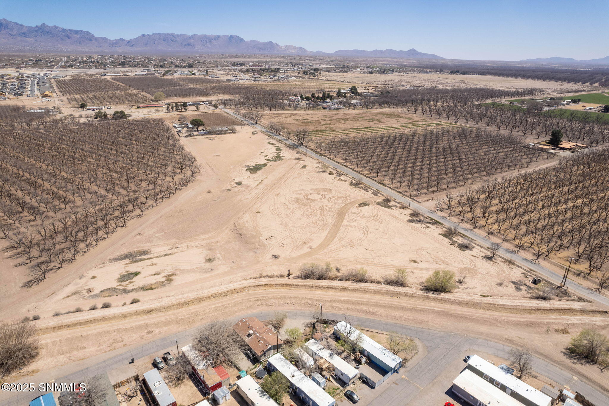 9-web-or-mls- (HolyCrossLots)-9