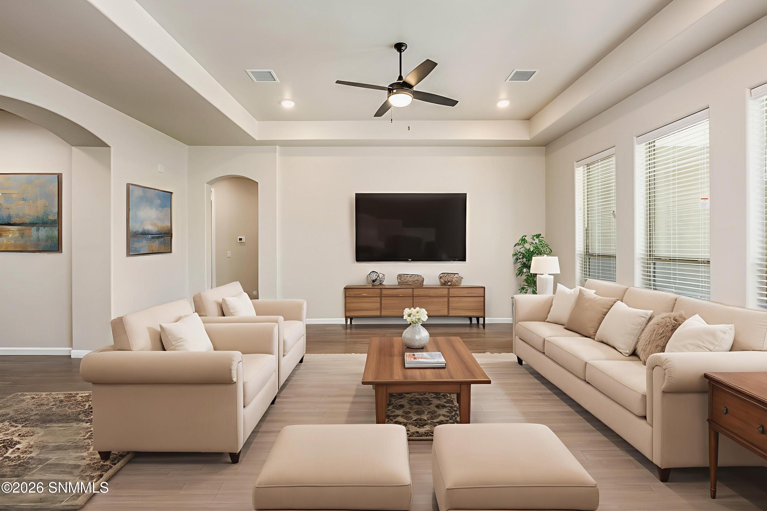 20230911160729297545000000-o - Living Ro