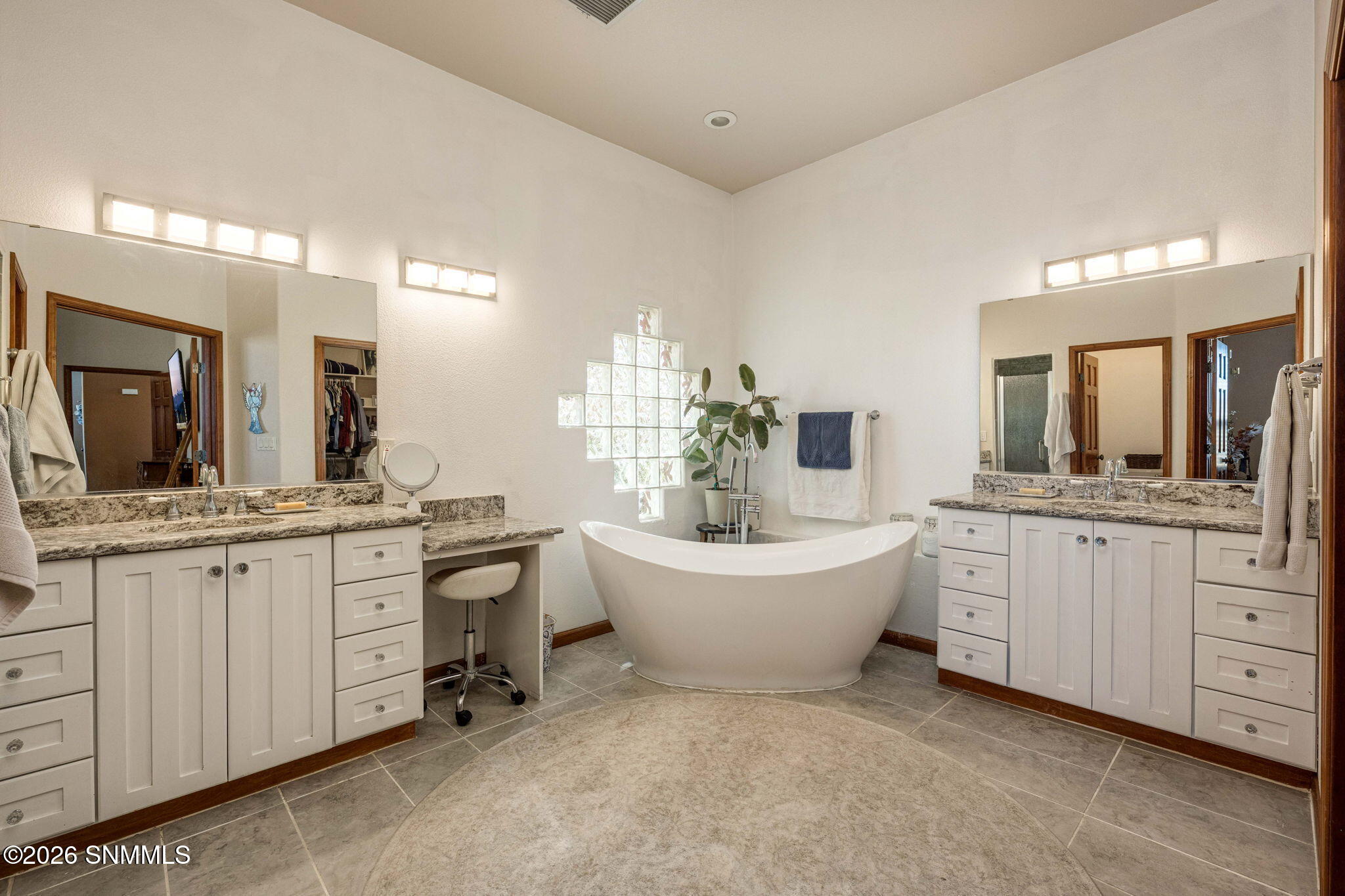 31-web-or-mls-Snappin Homes (ForestPark4