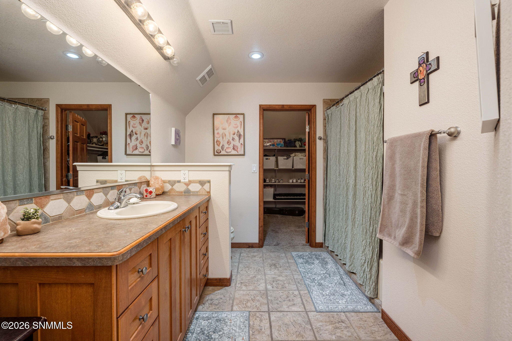 41-web-or-mls-Snappin Homes (ForestPark4