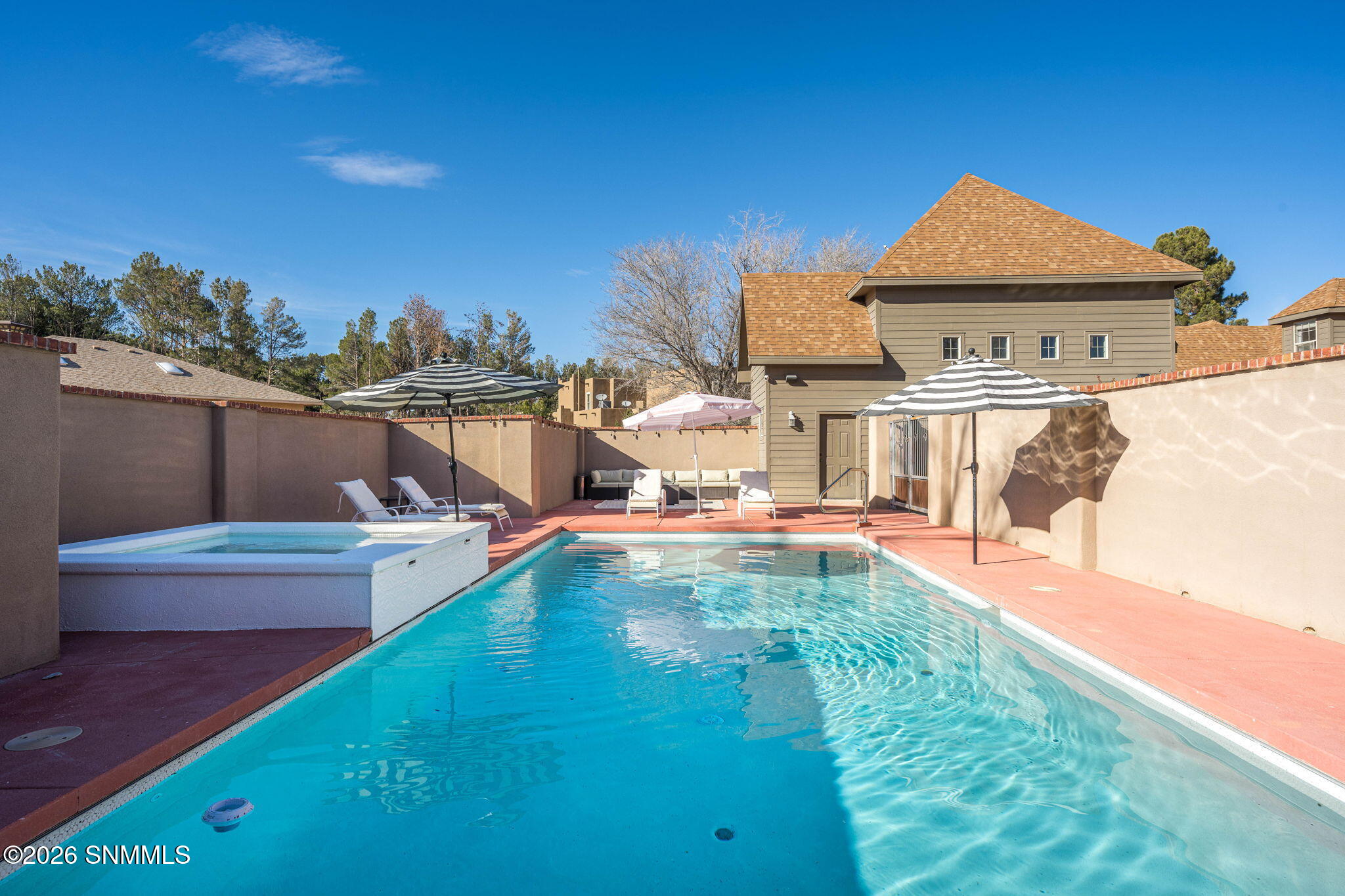 77-web-or-mls-Snappin Homes (ForestPark4