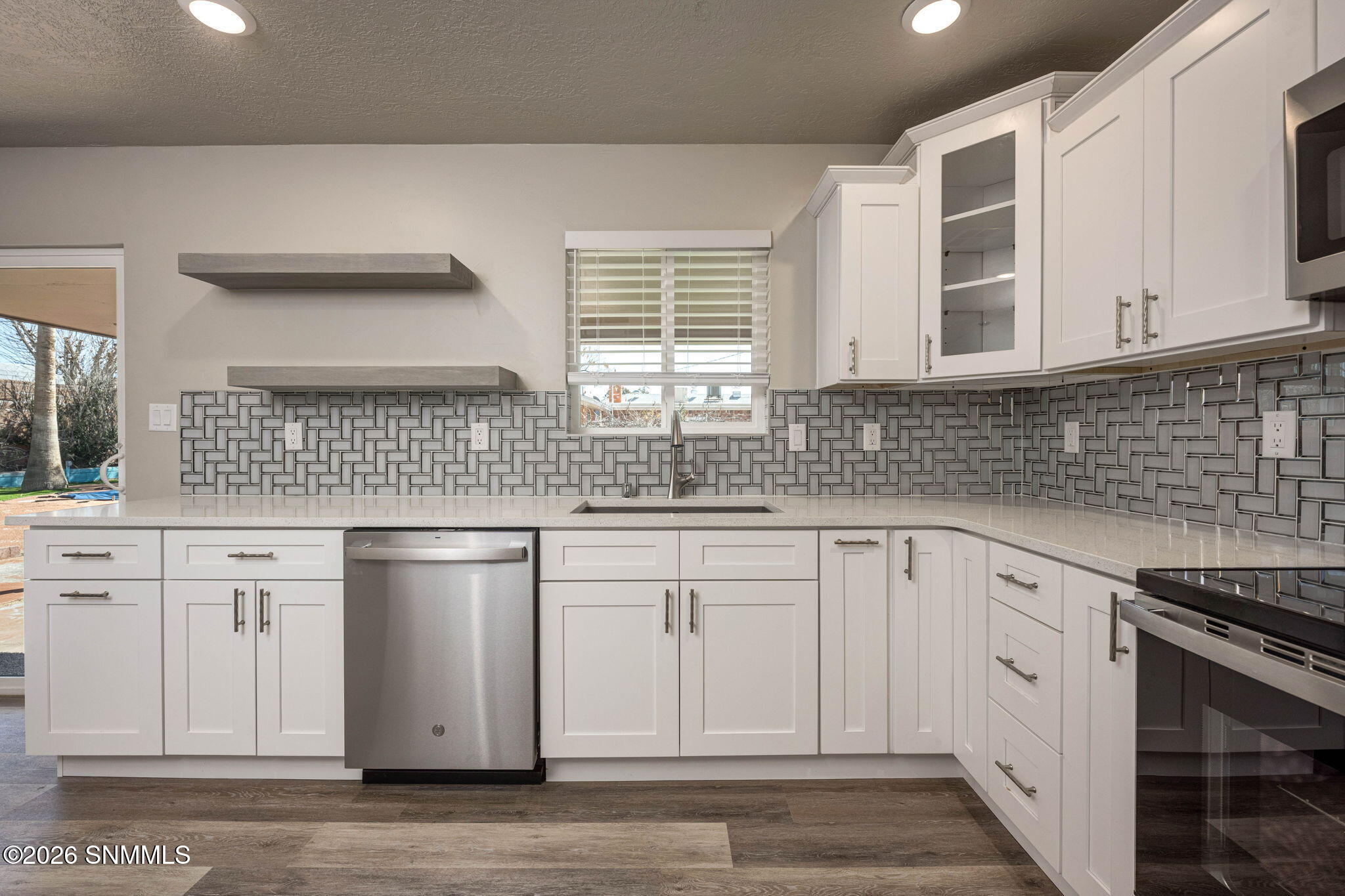 13-web-or-mls-Snappin Homes (ClaudeDove2