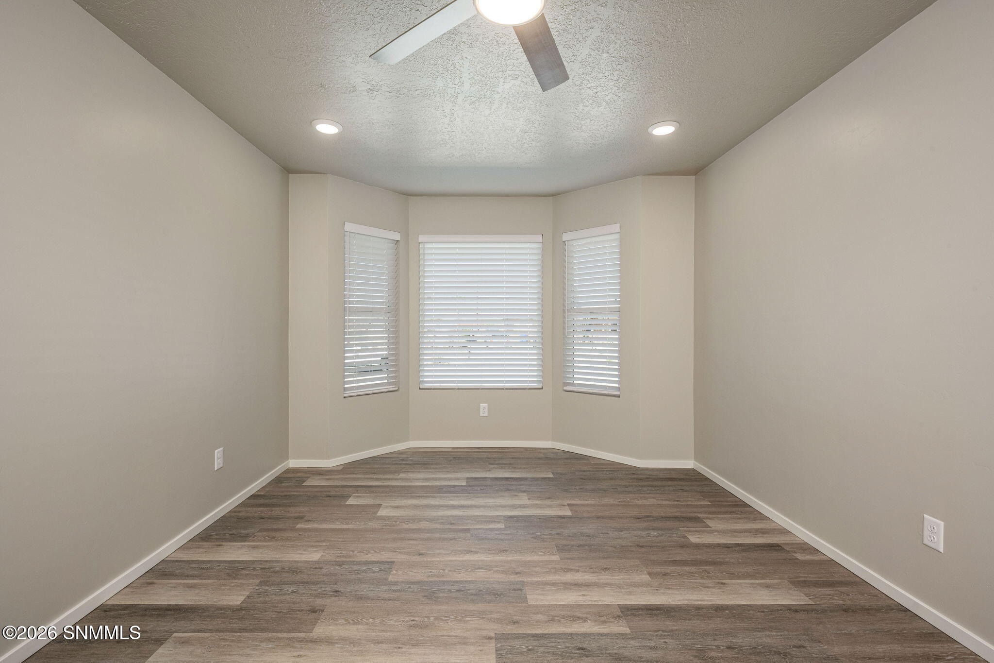 16-web-or-mls-Snappin Homes (ClaudeDove2