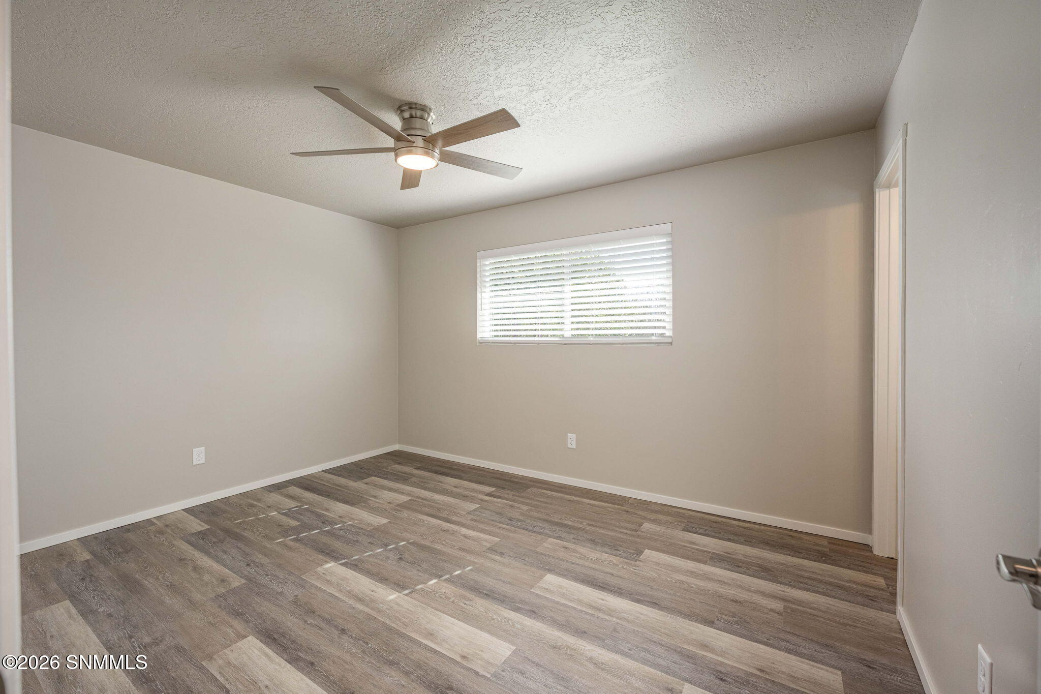 20-web-or-mls-Snappin Homes (ClaudeDove2