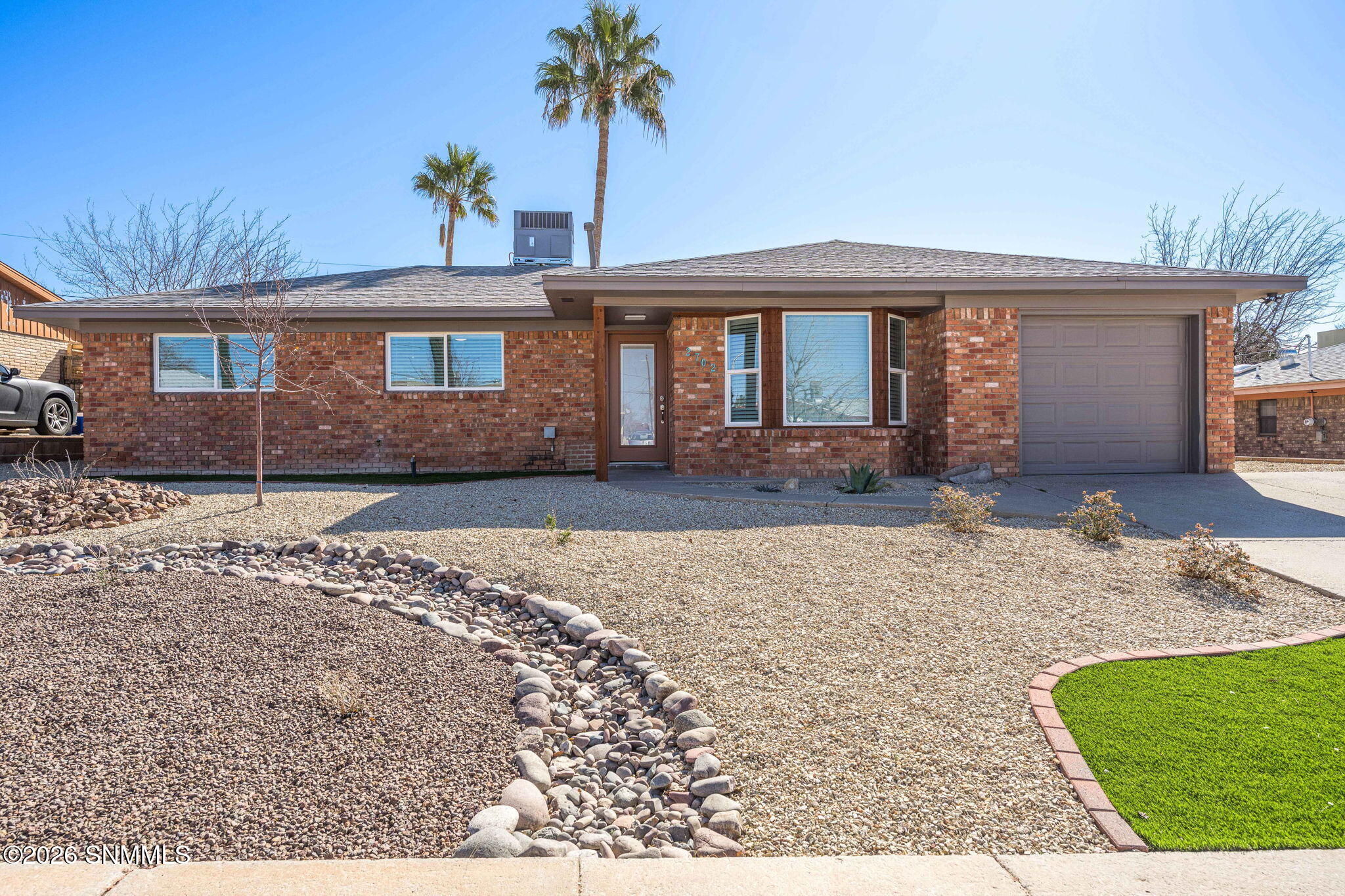 3-web-or-mls-Snappin Homes (ClaudeDove27