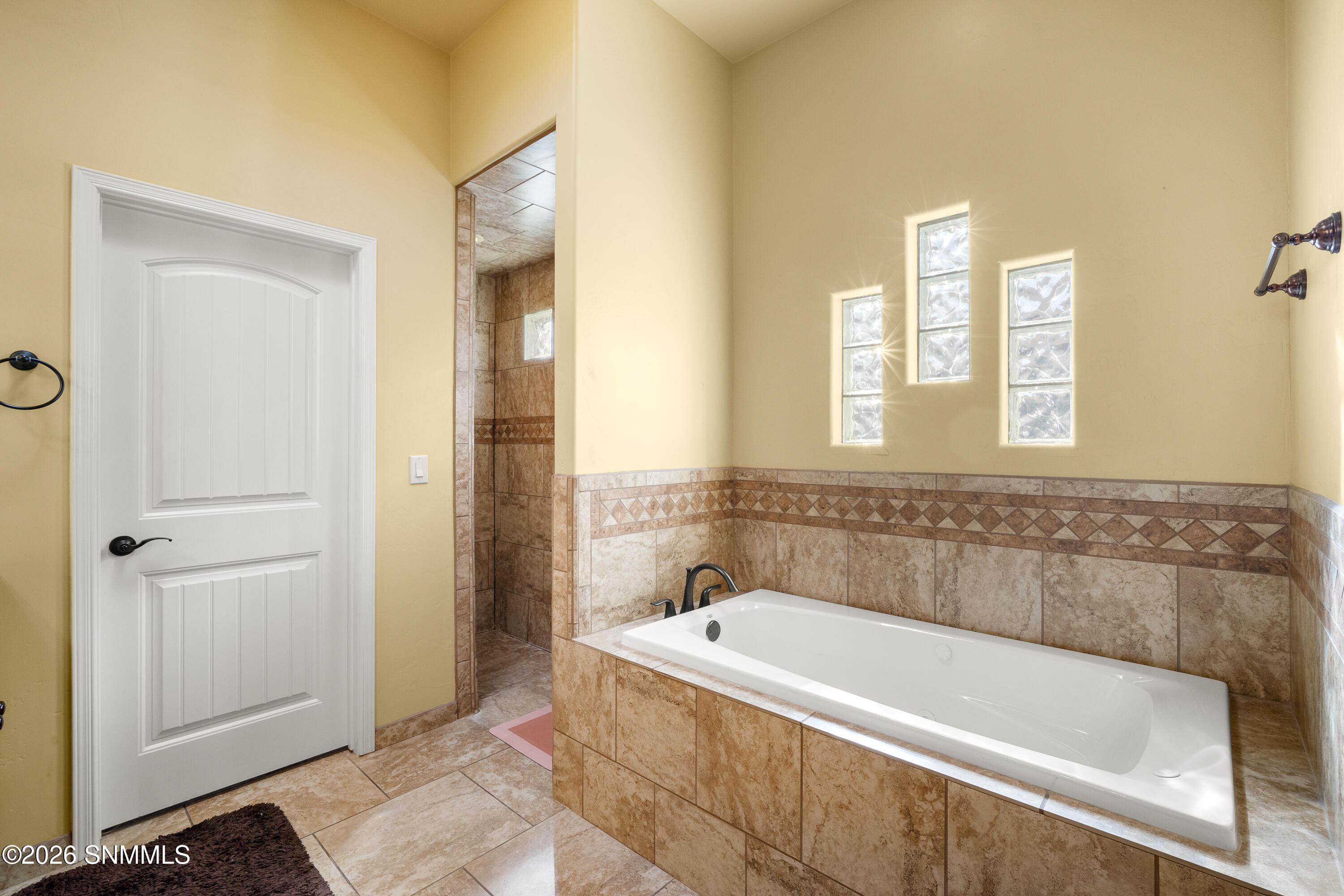 2014 -El-Presidio-Ct-MLS-Camara-Guy-30