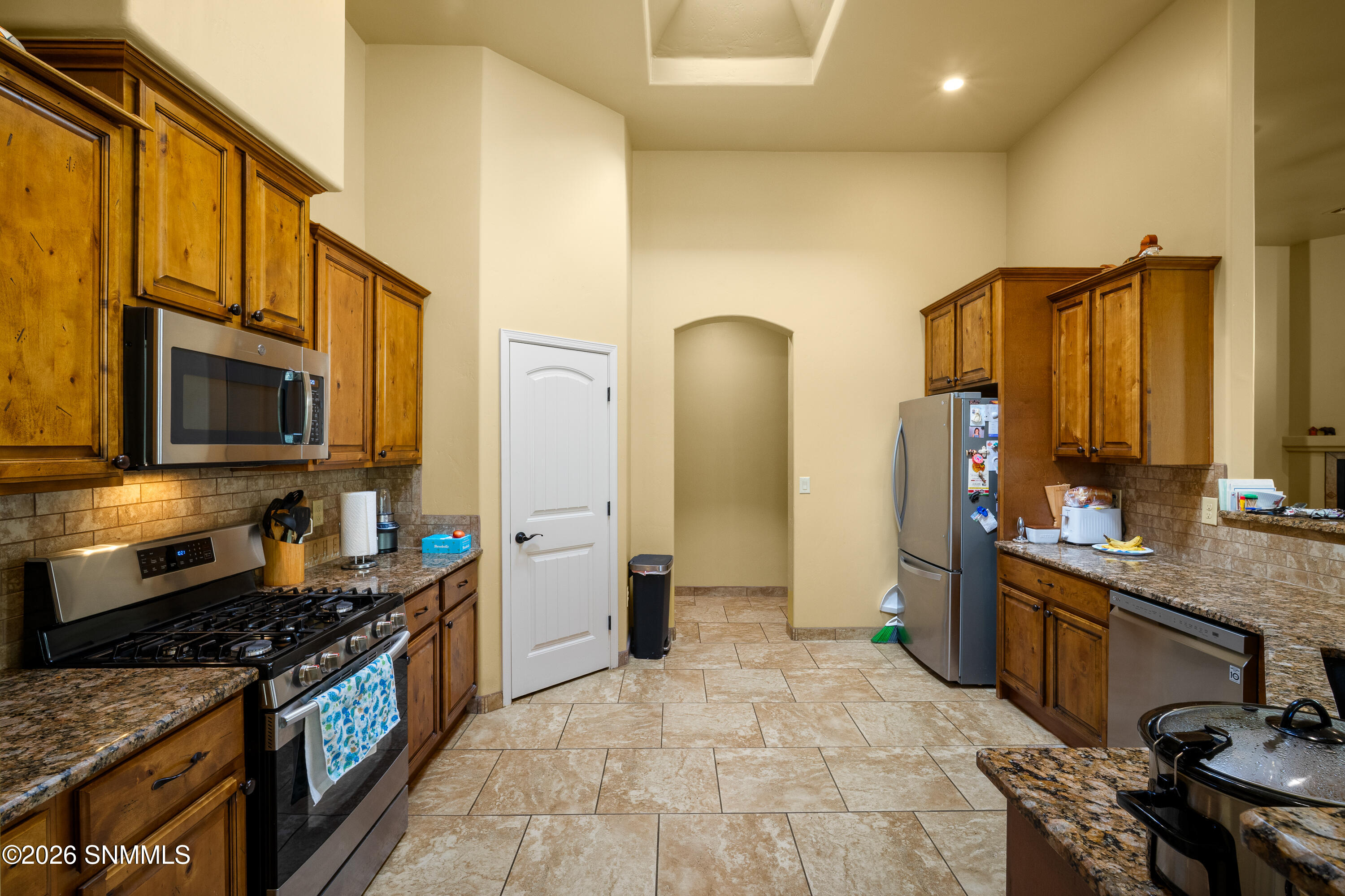 2014 -El-Presidio-Ct-MLS-Camara-Guy-14