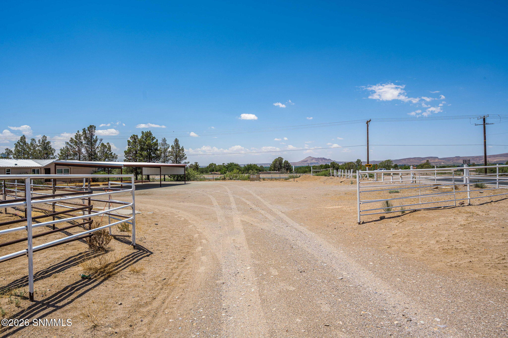 16-web-or-mls-Snappin Homes (DelRey5185)