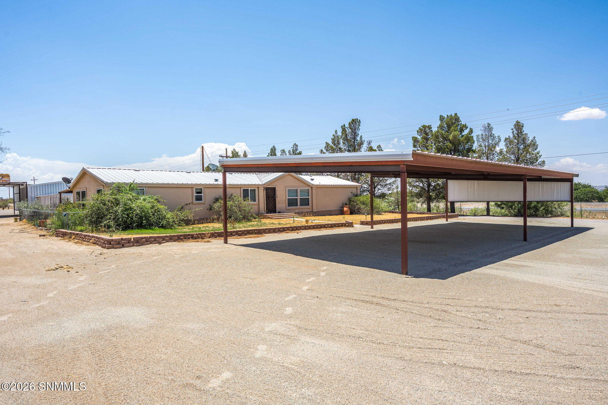 22-web-or-mls-Snappin Homes (DelRey5185)